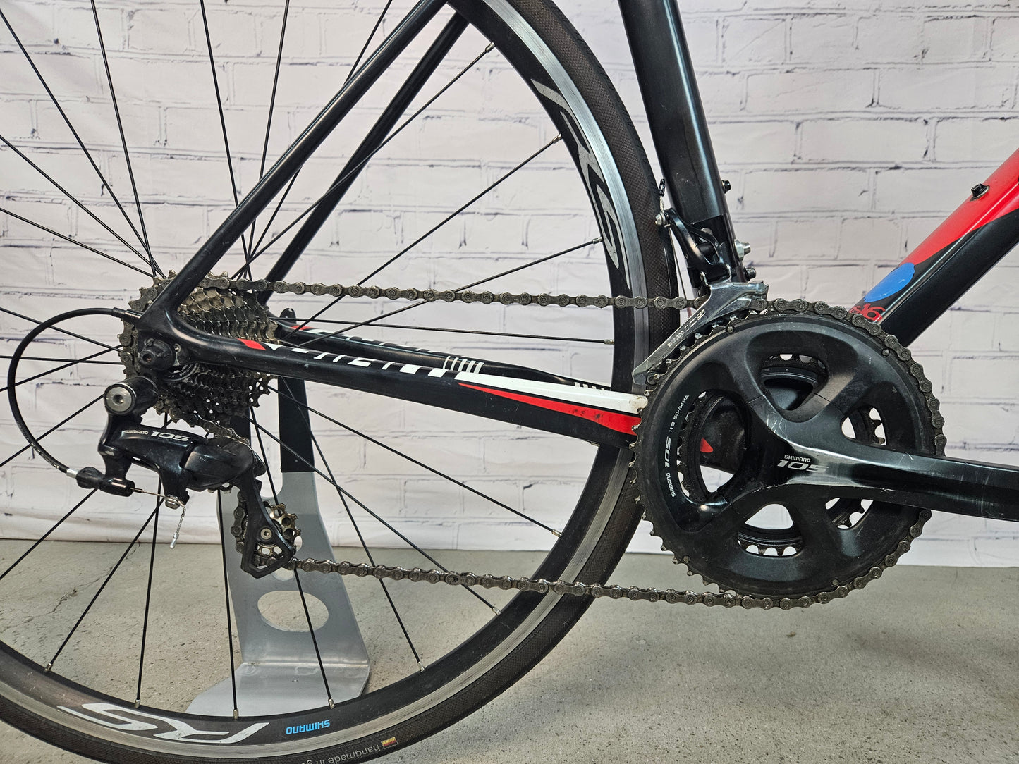 Used 2016 Giant TCR Advanced 2 105 - 56cm - Brooklyn Carbon Bike Co.