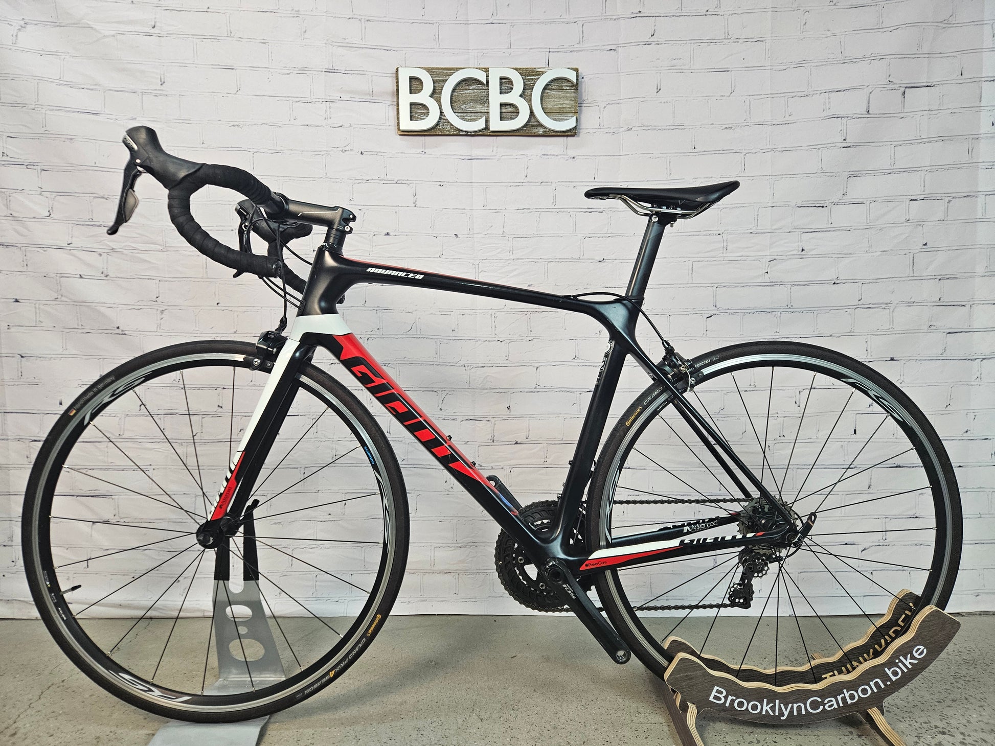 Used 2016 Giant TCR Advanced 2 105 - 56cm - Brooklyn Carbon Bike Co.