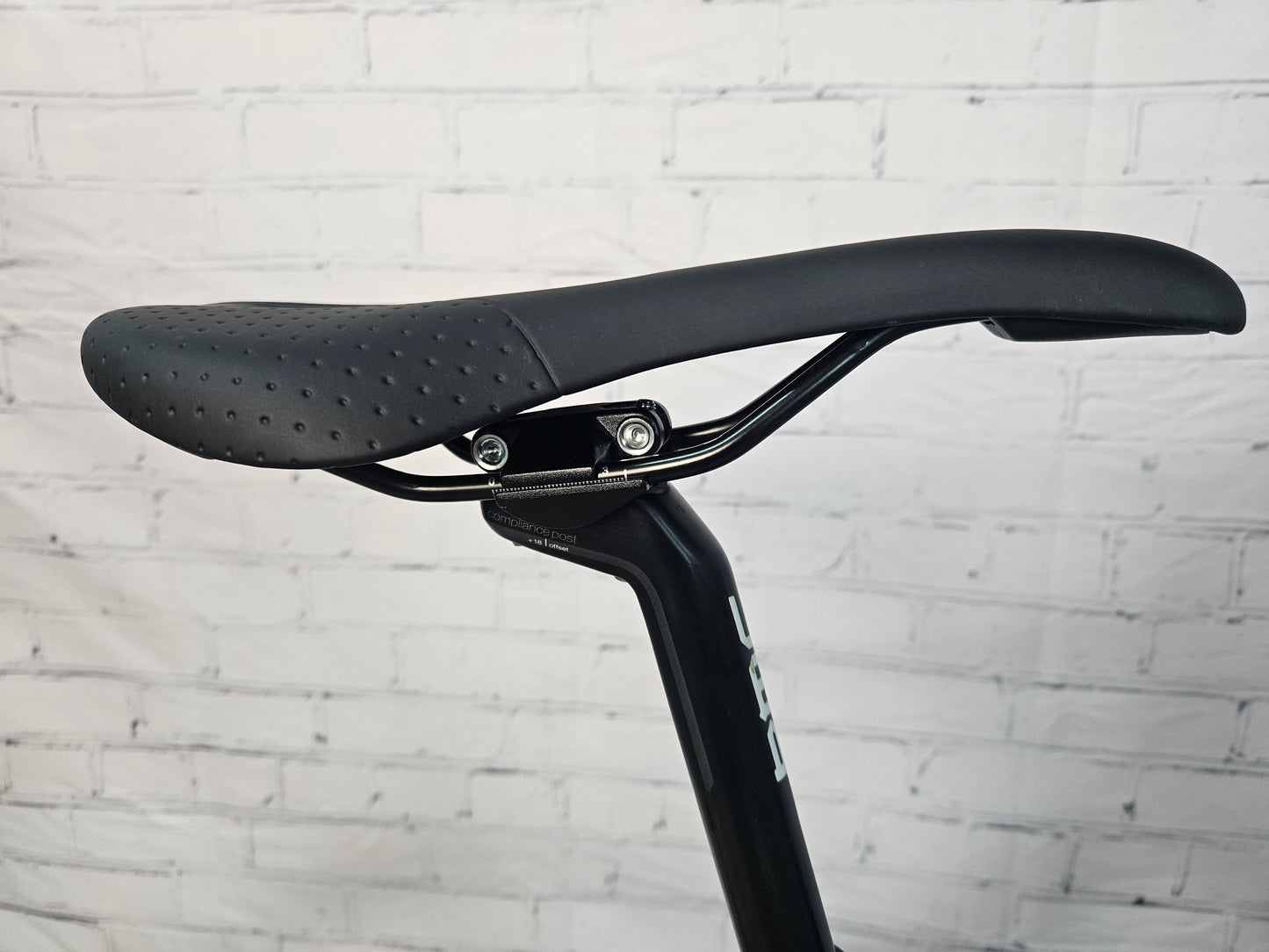 Used 2016 BMC GranFondo GF02 105 - 56cm - Brooklyn Carbon Bike Co.