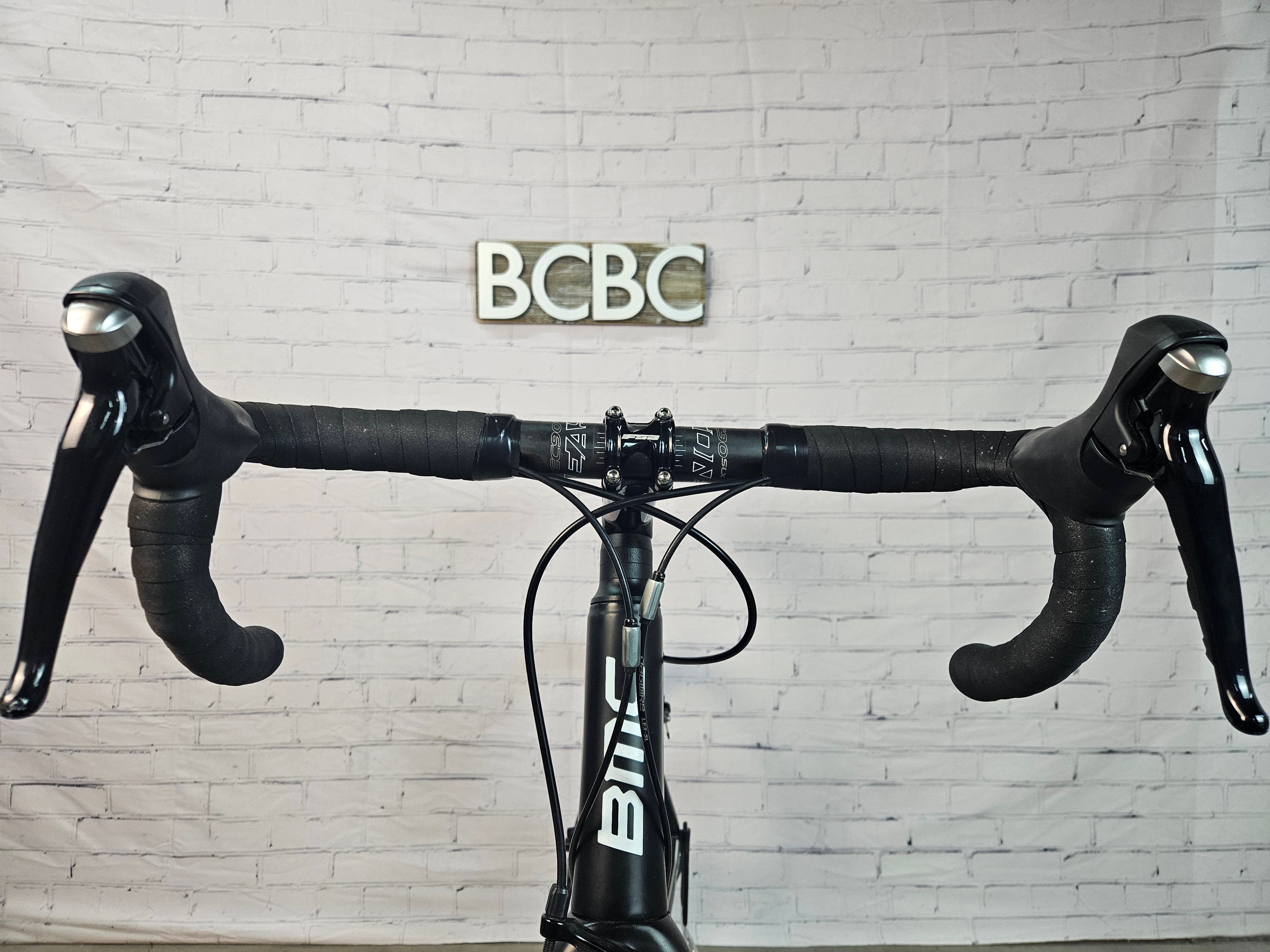 BMC「ビーエムシー」 GF02 2016年モデル ロードバイク フルカーボン ULTEGRA 6870 Di2 DURA-ACE WH-9000 C24 CL  3722092700014 2016 BMC Granfondo G - Bicycle Details - BicycleBlueBook.com