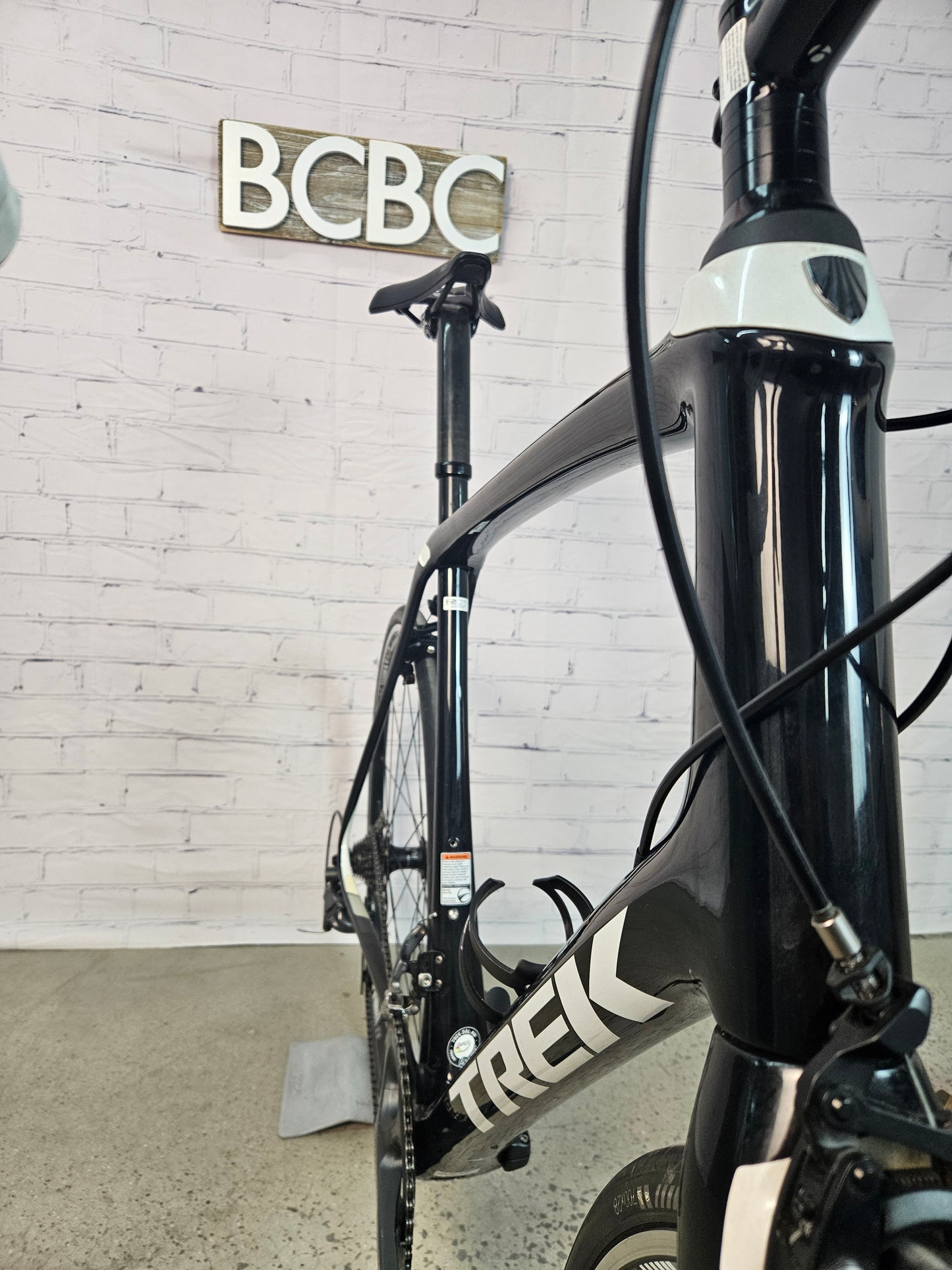 Used 2016 Trek Domane SL6 Ultegra - 62cm - Brooklyn Carbon Bike Co.