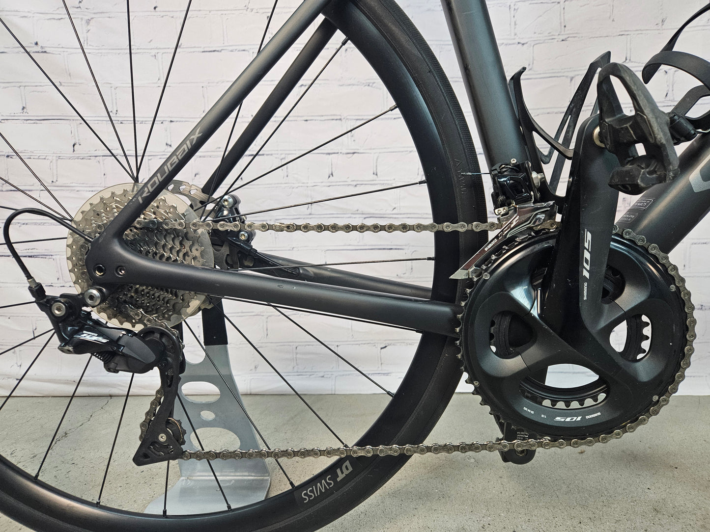 Used 2022 Specialized Roubaix Sport 105 - 56cm - Brooklyn Carbon Bike Co.