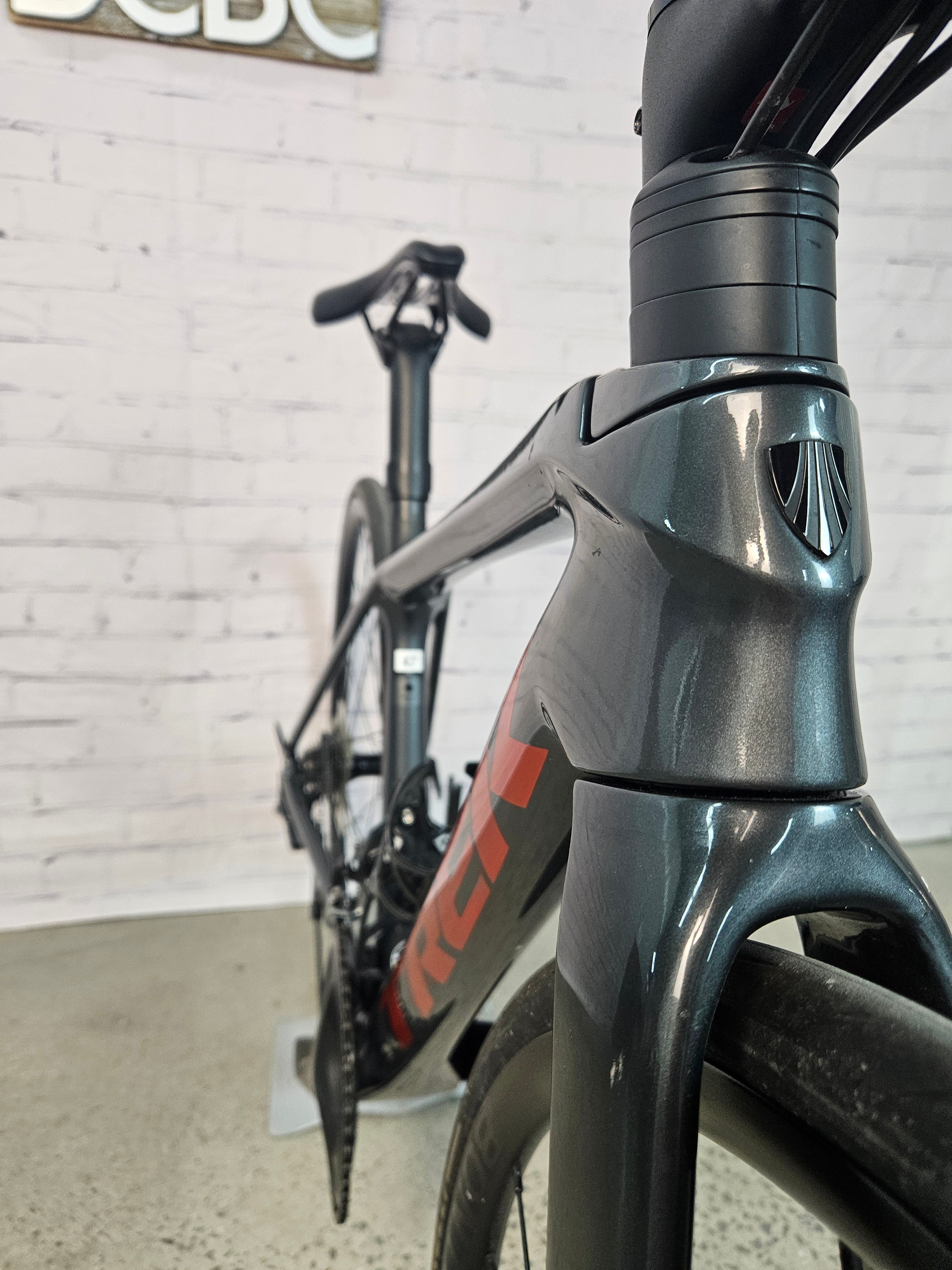 Used 2023 Trek Emonda SL5 Disc 105 – Size 47cm | Brooklyn Carbon
