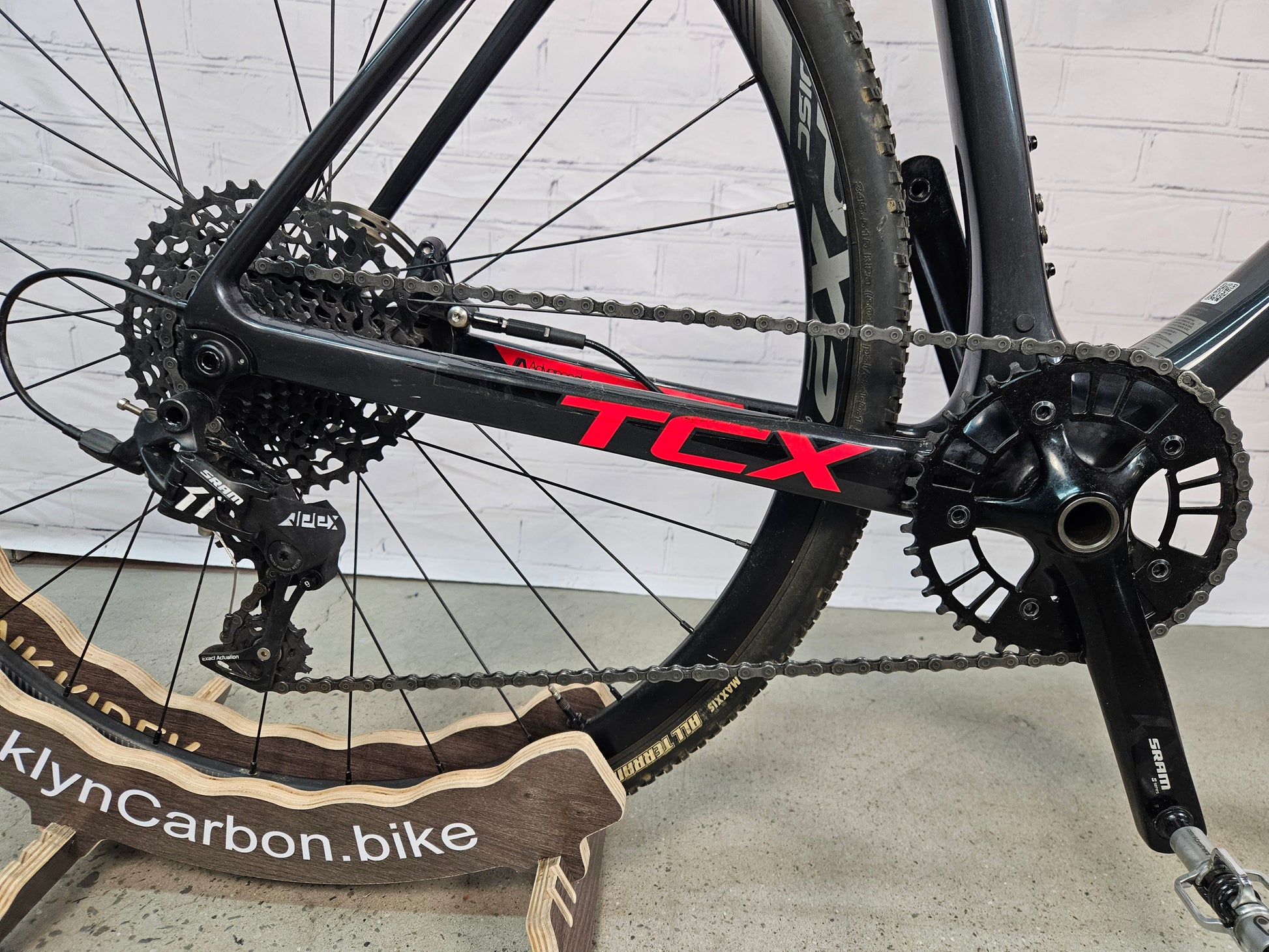 Used 2019 Giant TCX Advanced Apex  Gravel - 58cm - Brooklyn Carbon Bike Co.