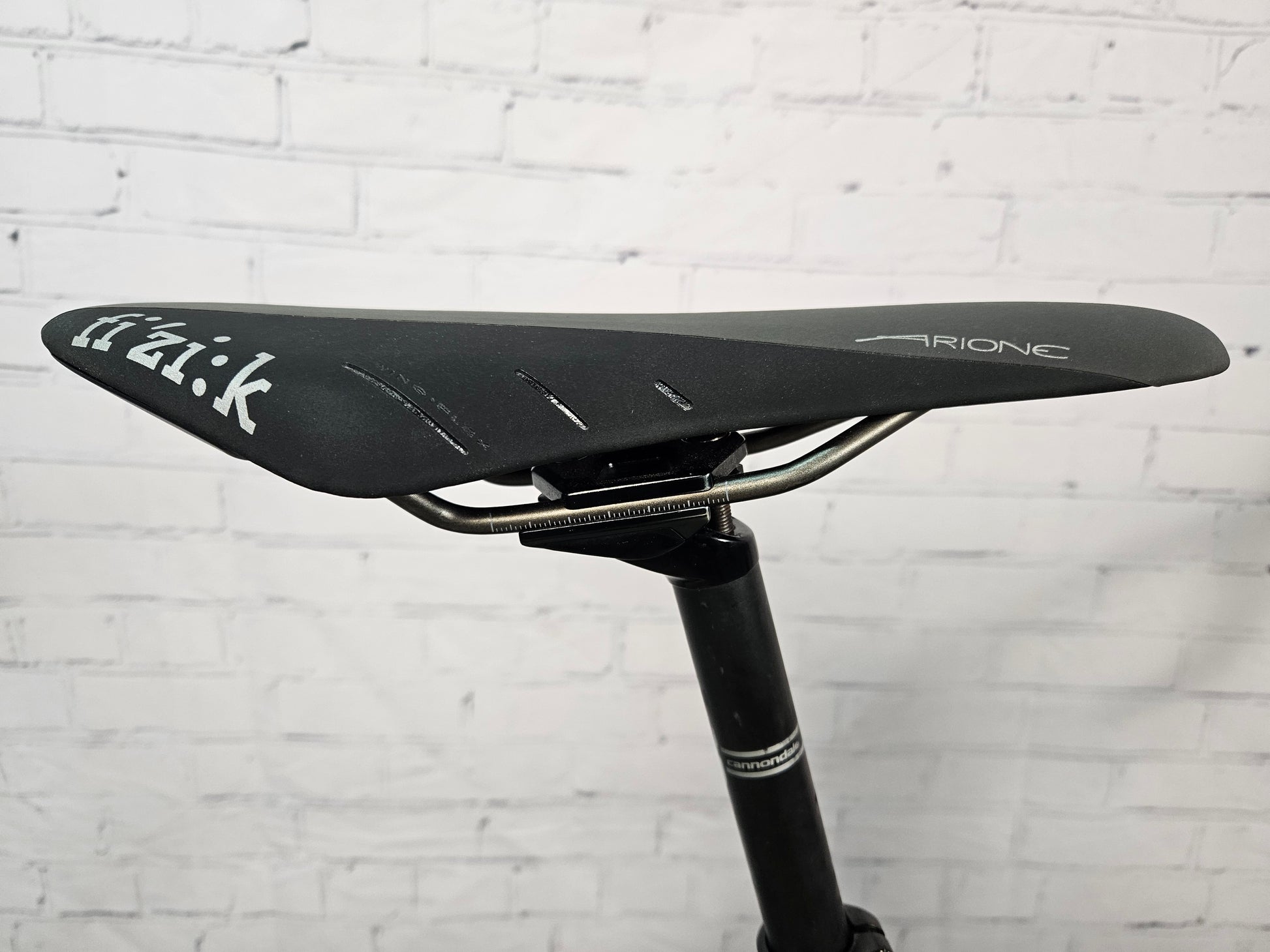 Used 2018 Cannondale SuperSix EVO Ultegra Di2 - 54cm - Brooklyn Carbon Bike Co.