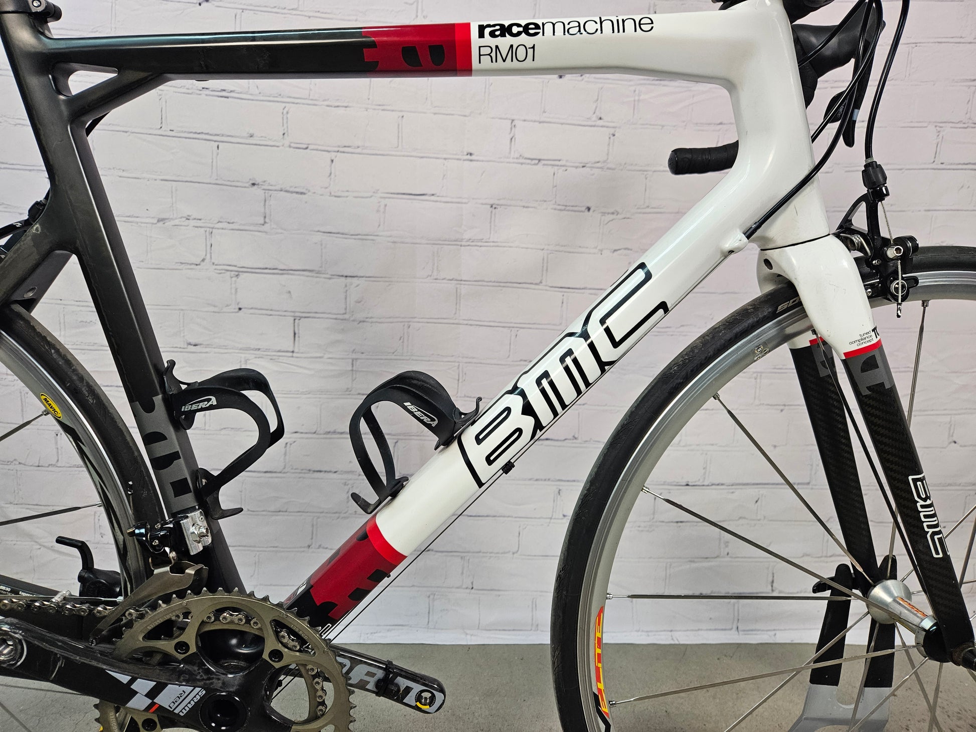 Used 2011 BMC RaceMachine RM01 Ultegra Di2 - 57cm - Brooklyn Carbon Bike Co.