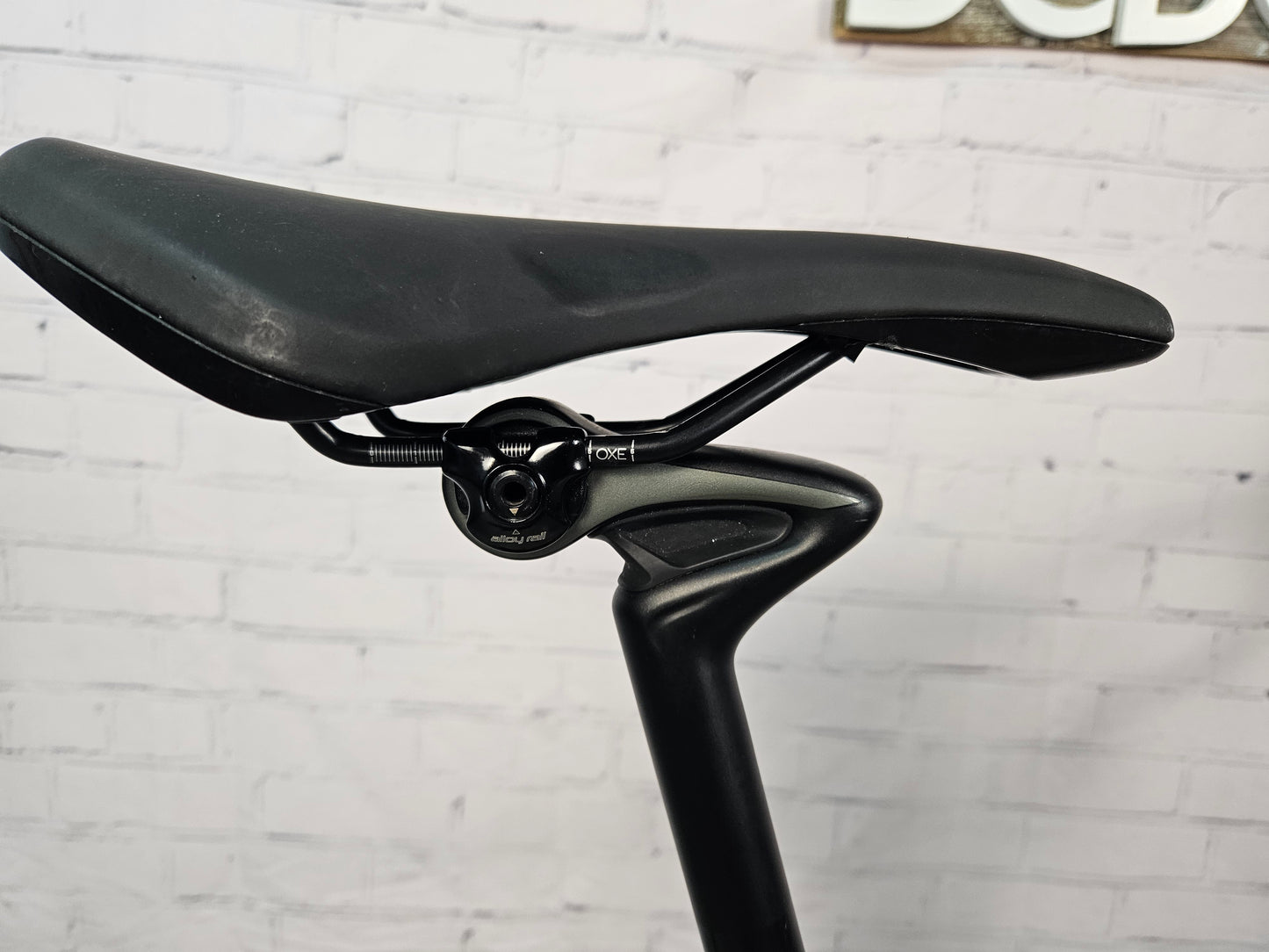 Used 2015 Specialized Roubaix Comp Disc Dura Ace Ultegra - 61cm - Brooklyn Carbon Bike Co.