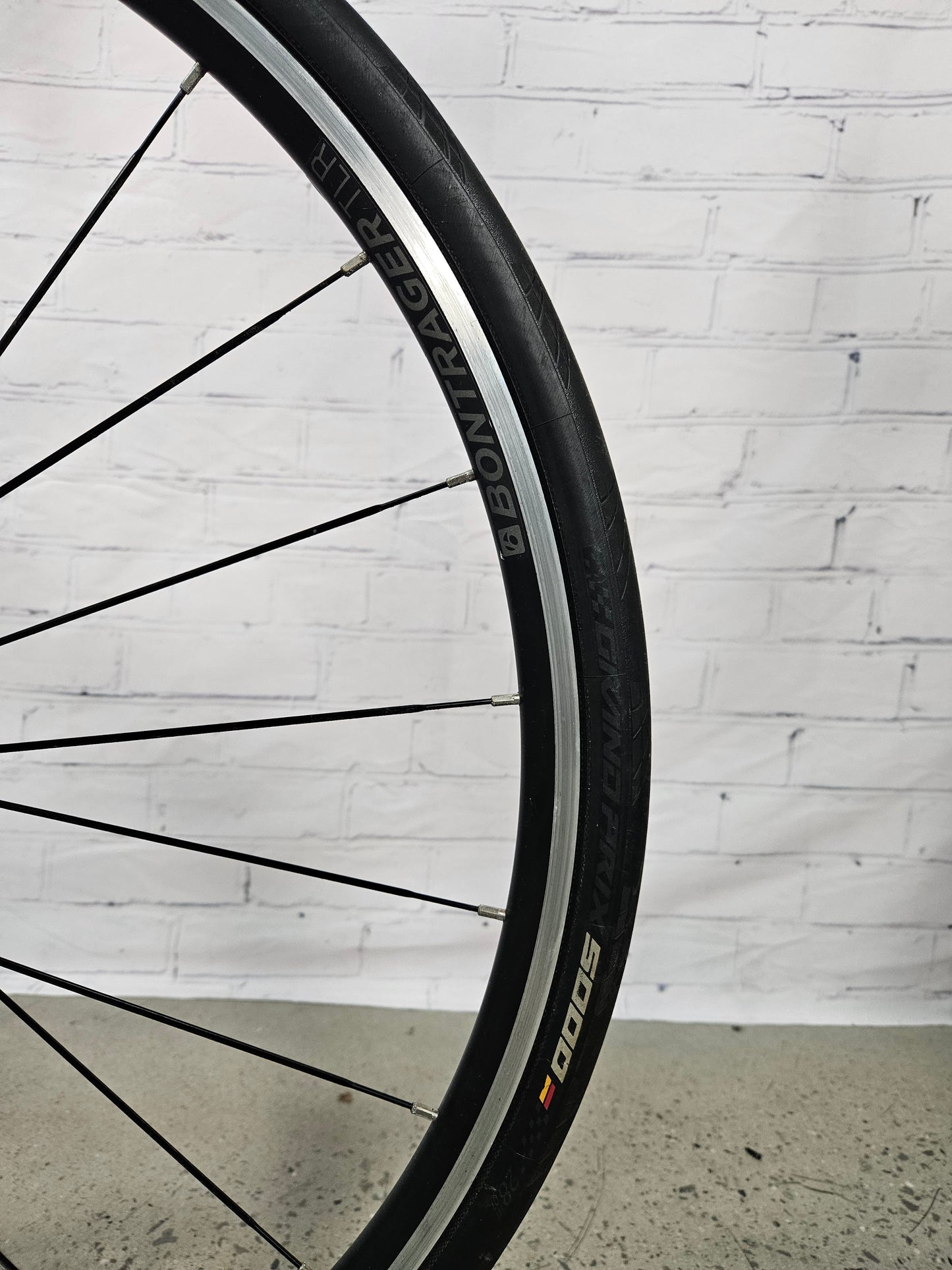 Used 2018 Trek Domane SL5 105  – Size 60cm - Brooklyn Carbon Bike Co.