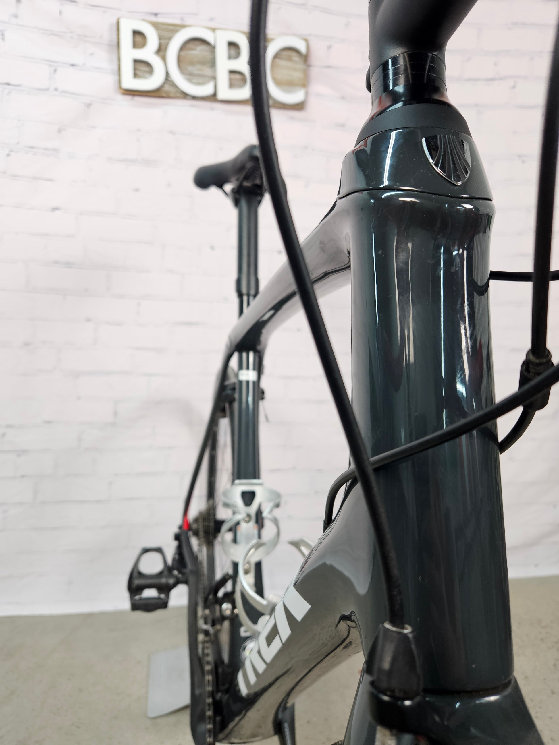 Used 2018 Trek Domane SL5 105  – Size 60cm - Brooklyn Carbon Bike Co.