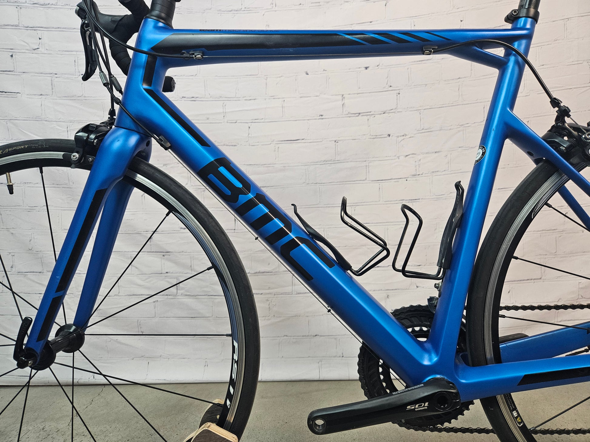 Used 2017 BMC TeamMachine SLR02 105  – Size 57cm - Brooklyn Carbon Bike Co.