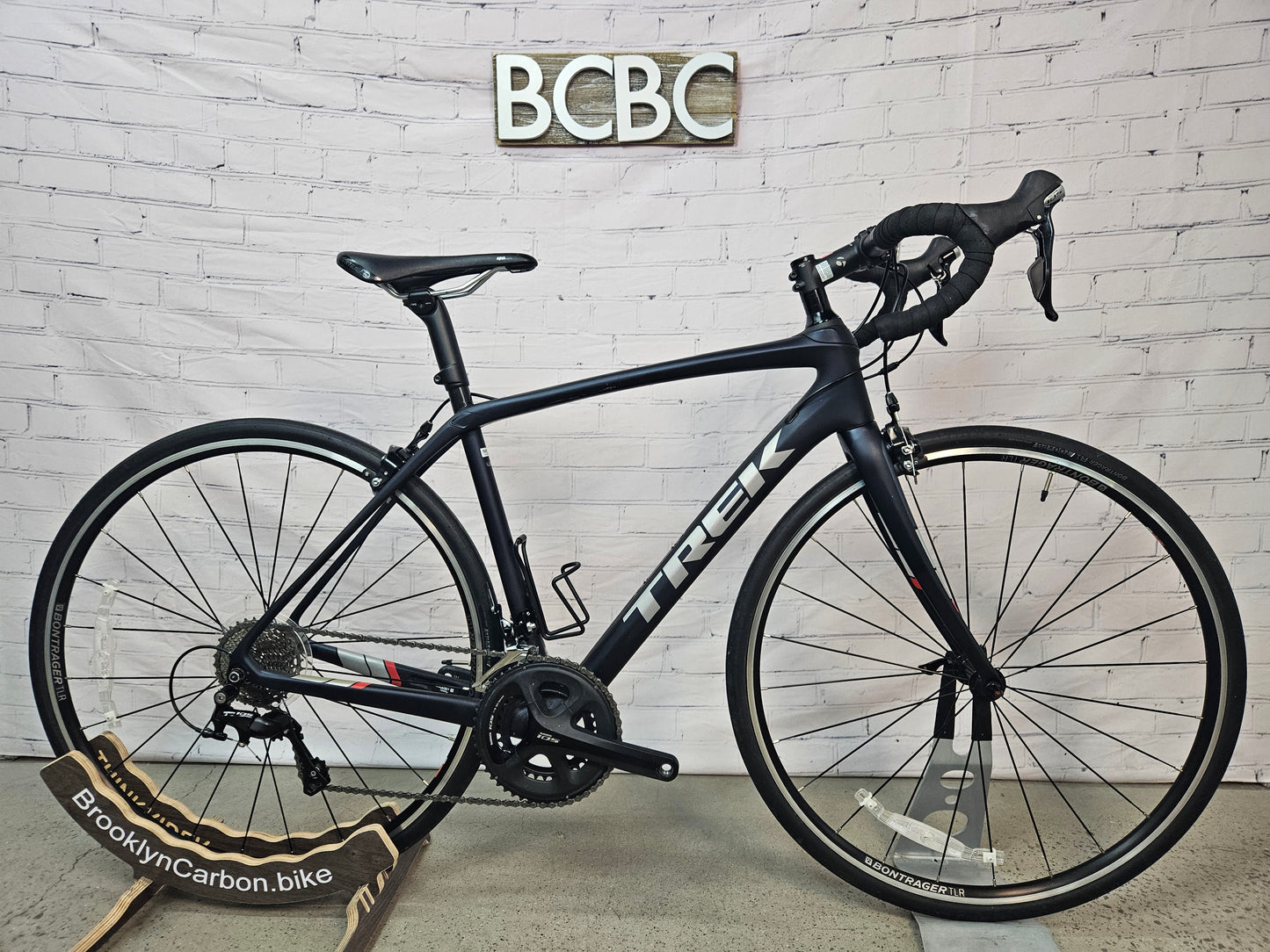 Used 2017 Trek Domane SL5 105 - 52cm - Brooklyn Carbon Bike Co.