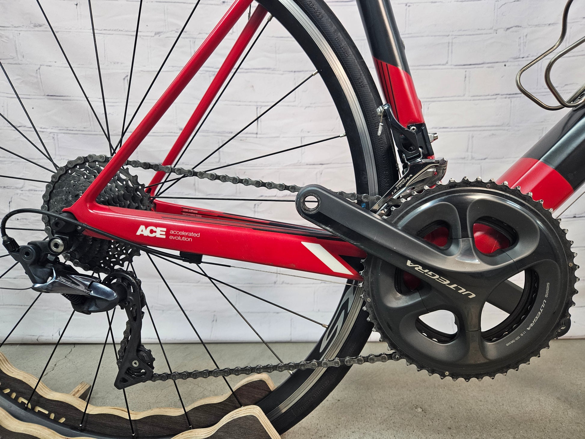 Used 2014 BMC TeamMachine SLR02 Ultegra  – Size 60cm - Brooklyn Carbon Bike Co.