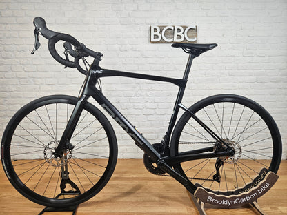 NEW 2024 BMC RoadMachine SIX 105 - 56cm