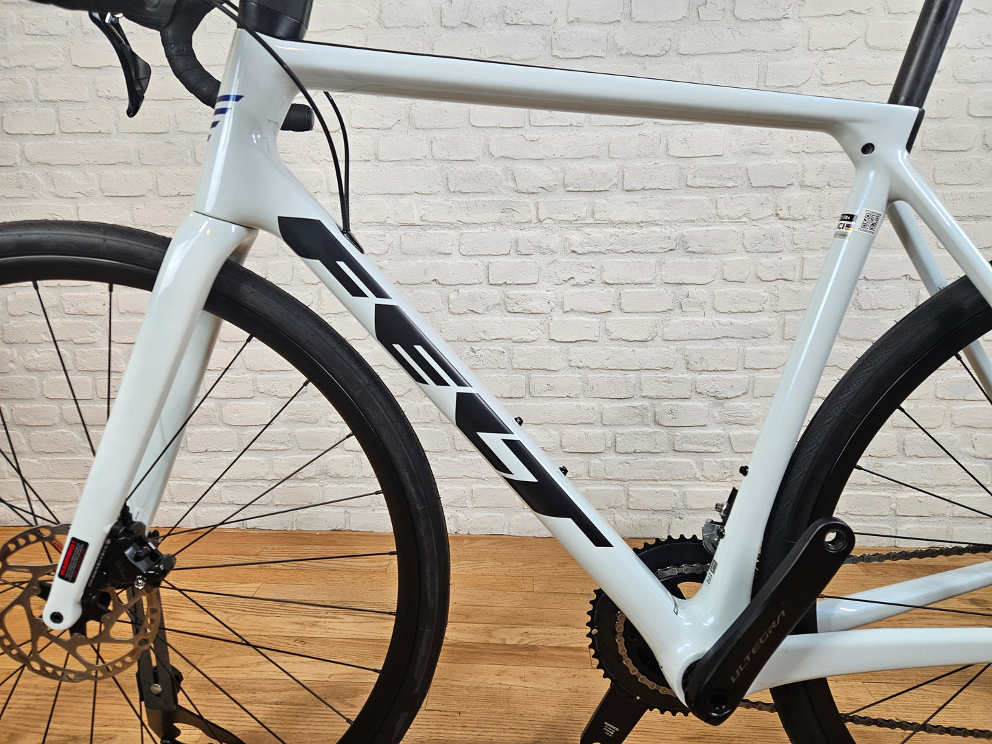 NEW 2024 Felt FR Advanced 105 - Size 61cm