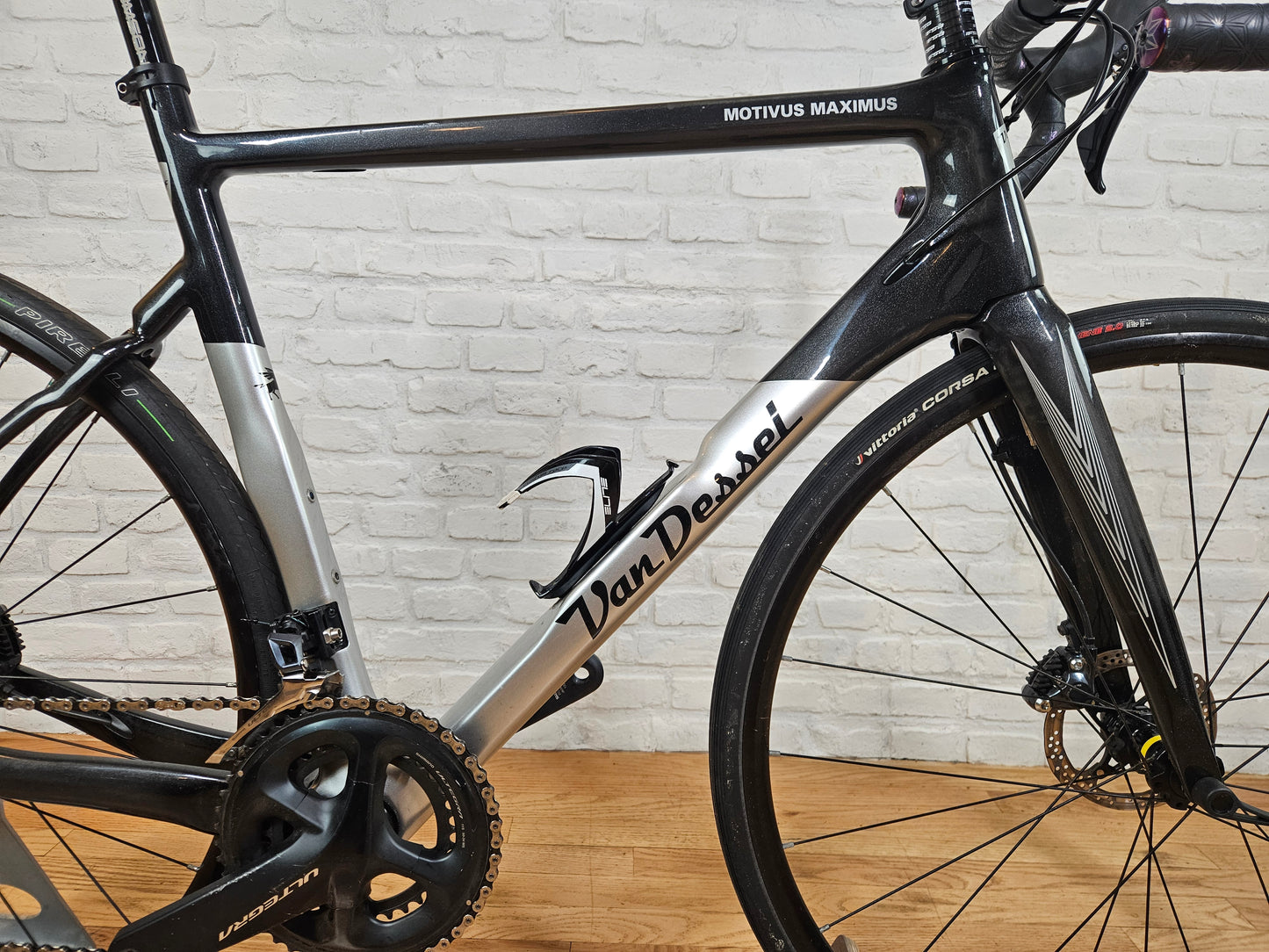 Used 2018 Van Dessel Motivus Maximus Disc Ultegra - 54cm