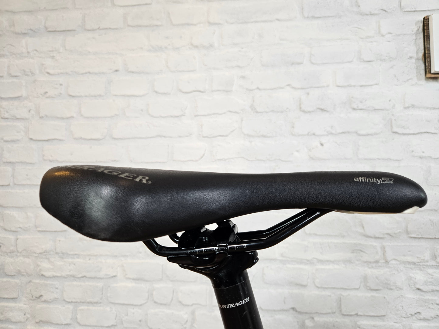 Used 2017 Trek Silque SL7 Women's Ultegra Di2 - 54cm