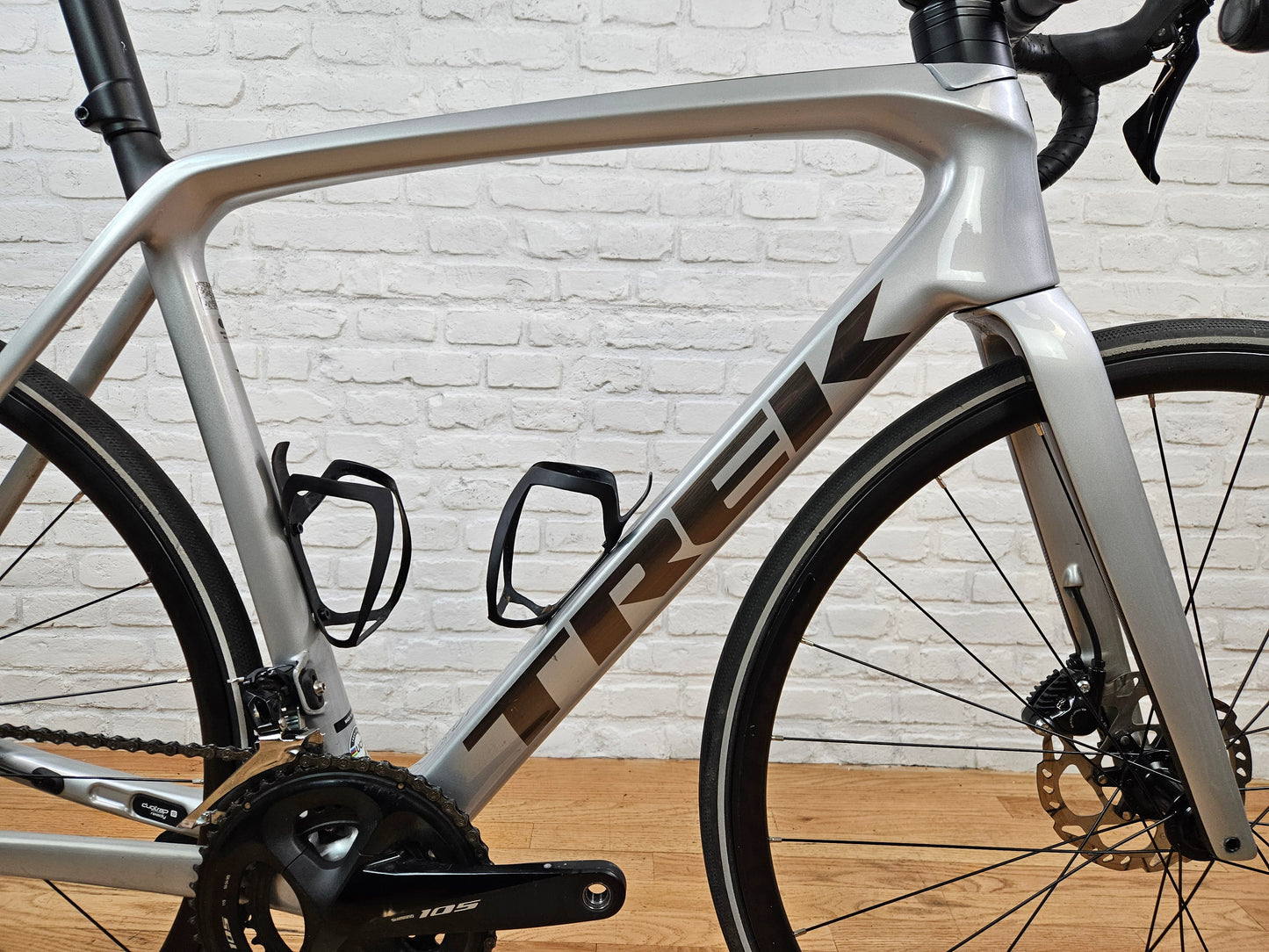 Used 2022 Trek Emonda SL5 Disc 105  – Size 56cm