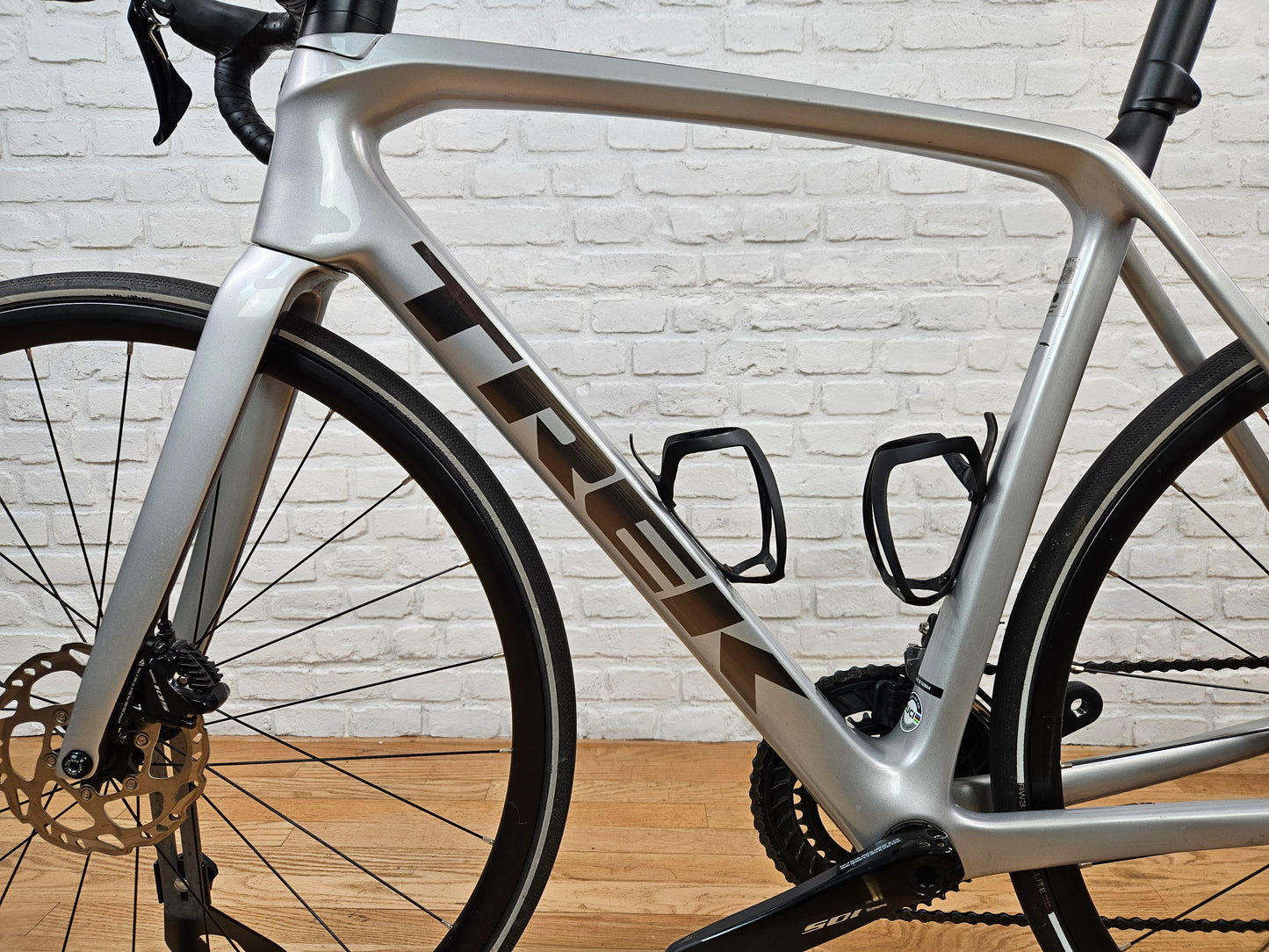 Used 2022 Trek Emonda SL5 Disc 105  – Size 56cm