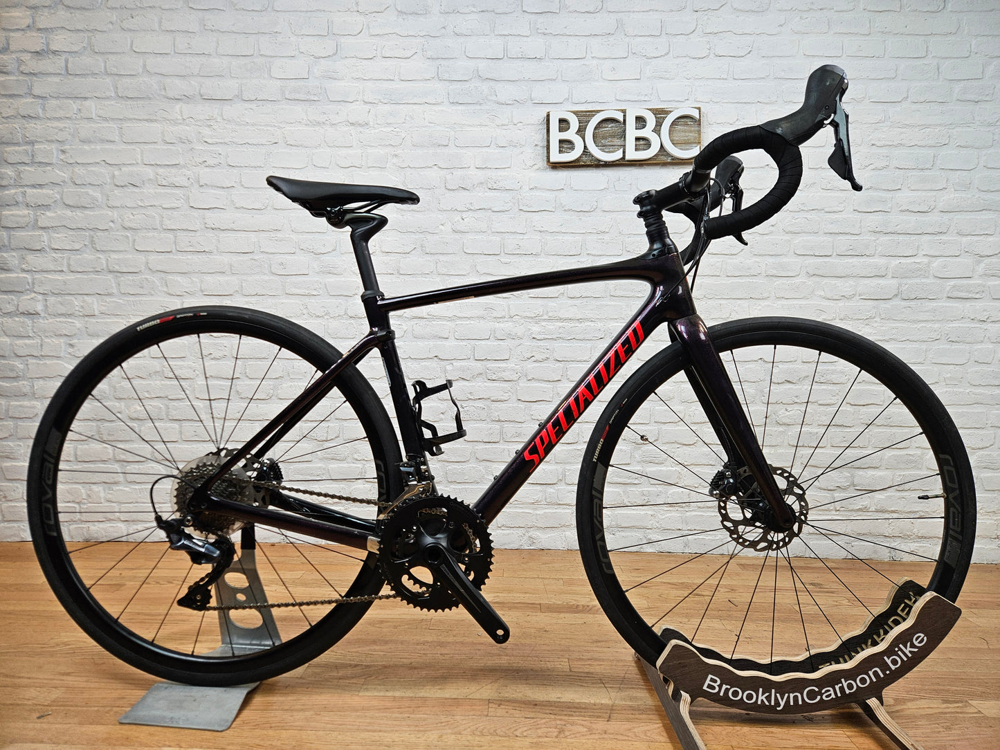 Used 2018 Specialized Roubaix Comp Disc Ultegra - 52cm