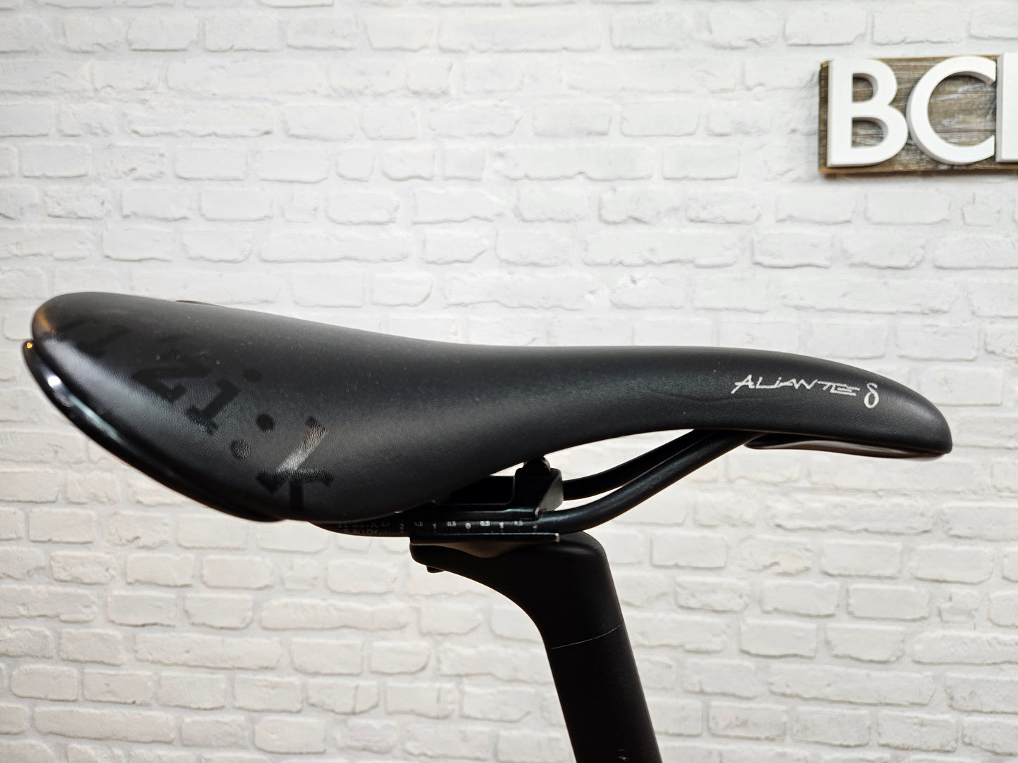 Used 2021 Cannondale CAAD13 Disc 105 - 51cm