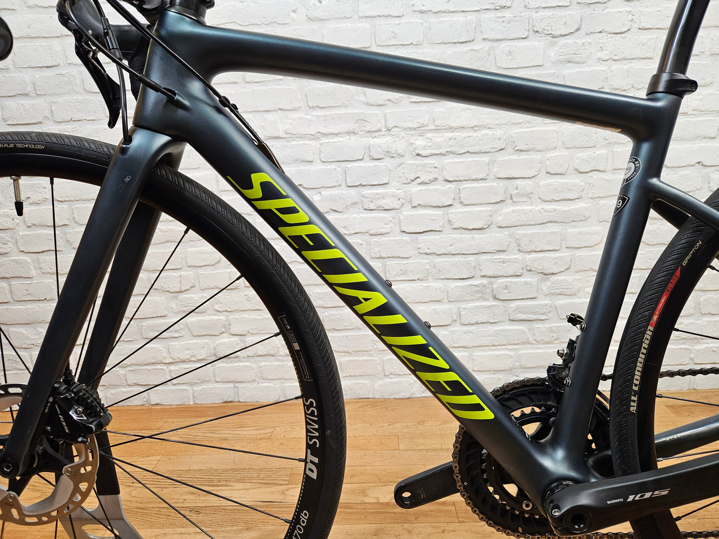 Used 2020 Specialized Tarmac SL6 Sport 105 - 49cm