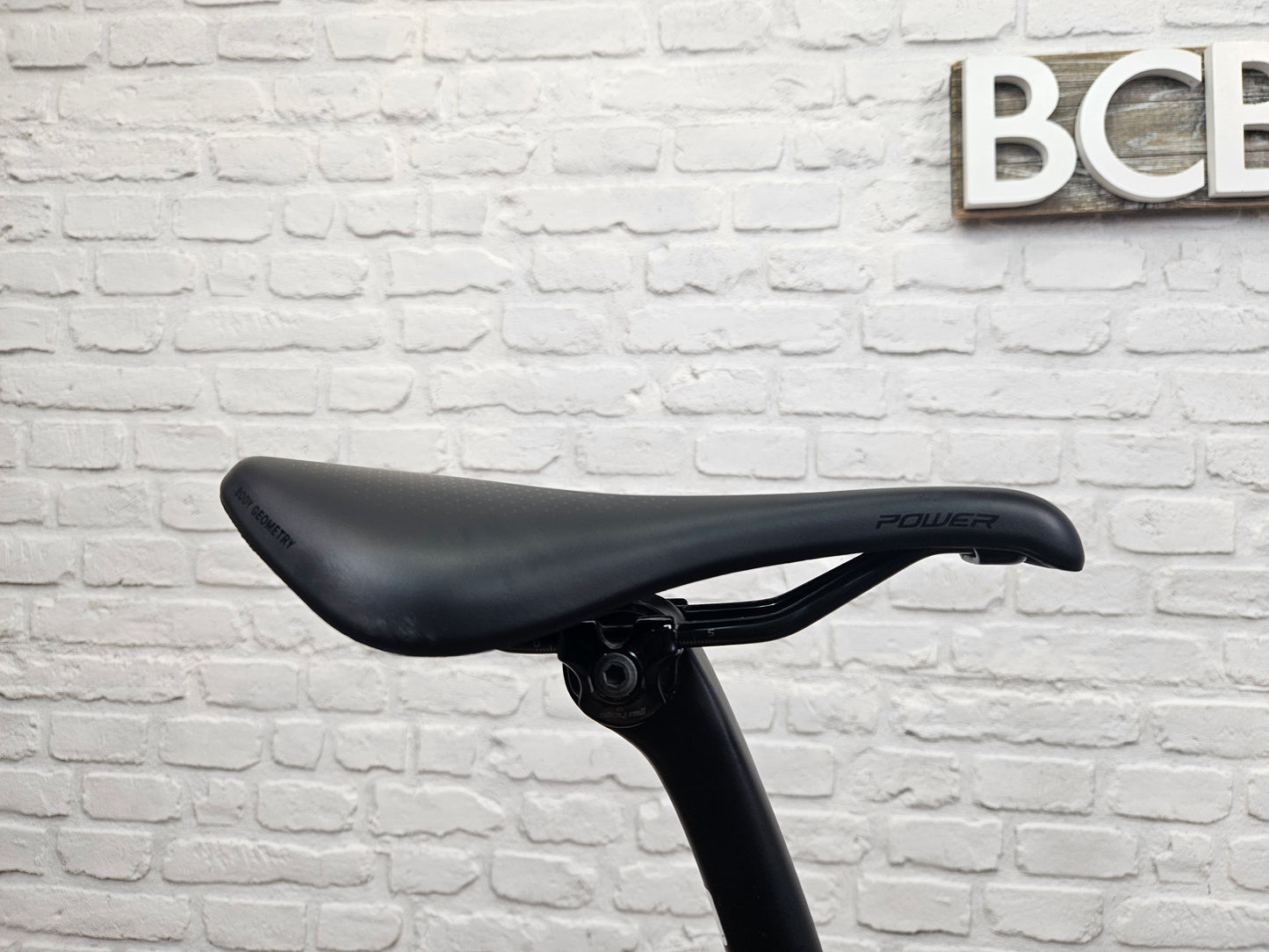 Used 2020 Specialized Tarmac SL6 Disc 105  – Size 54cm
