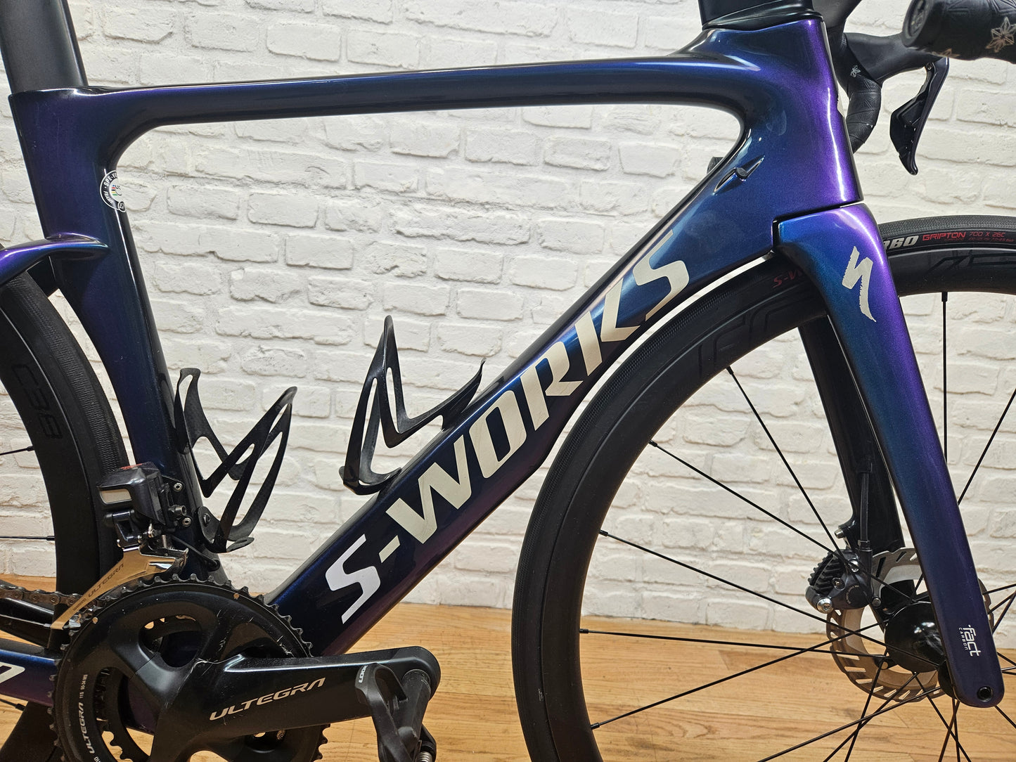 Used 2019 Specialized Venge S-Works Disc Ultegra Di2 - 52cm