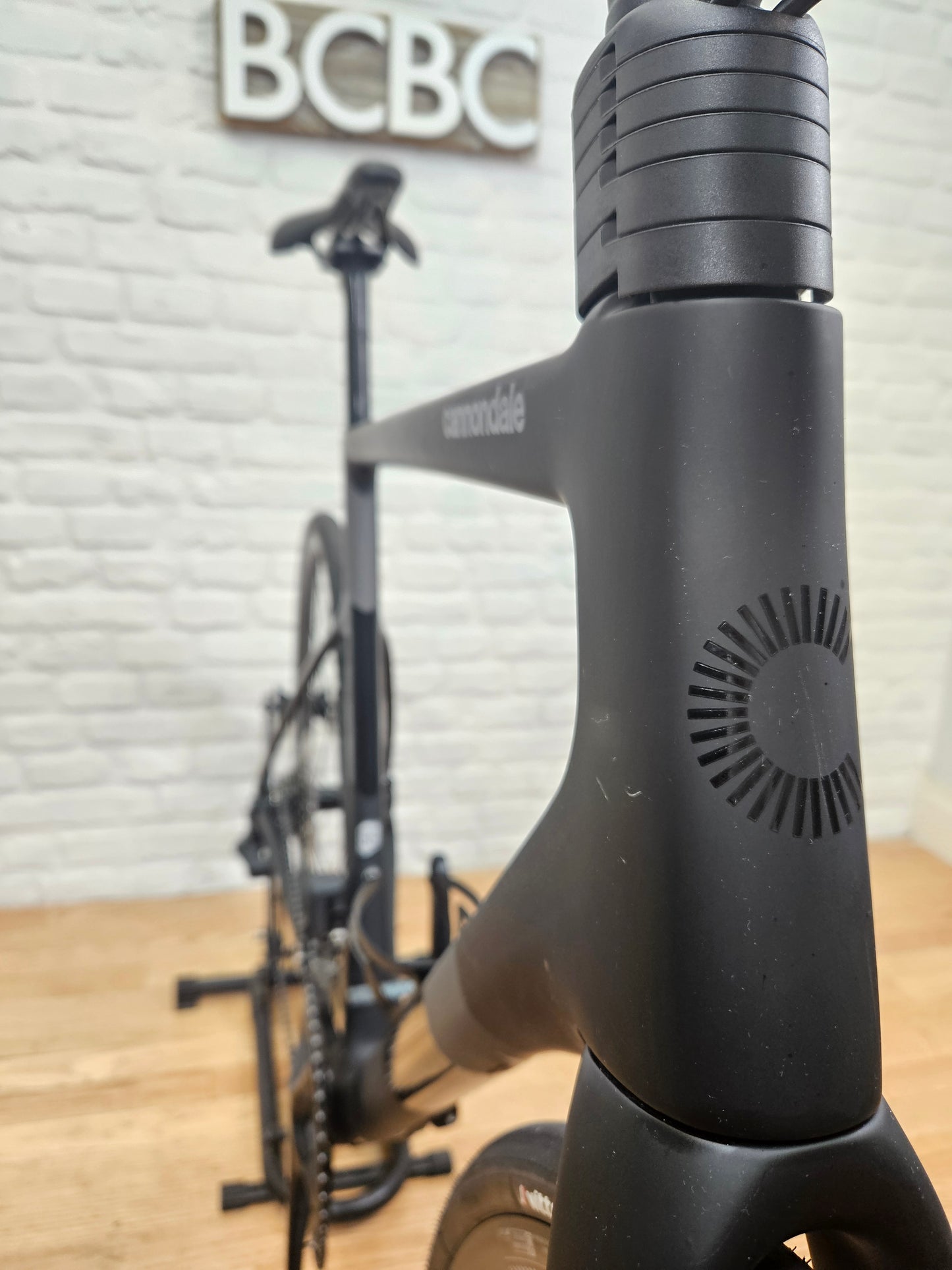 Used 2023 Cannondale SuperSix EVO 105 Di2 - 56cm