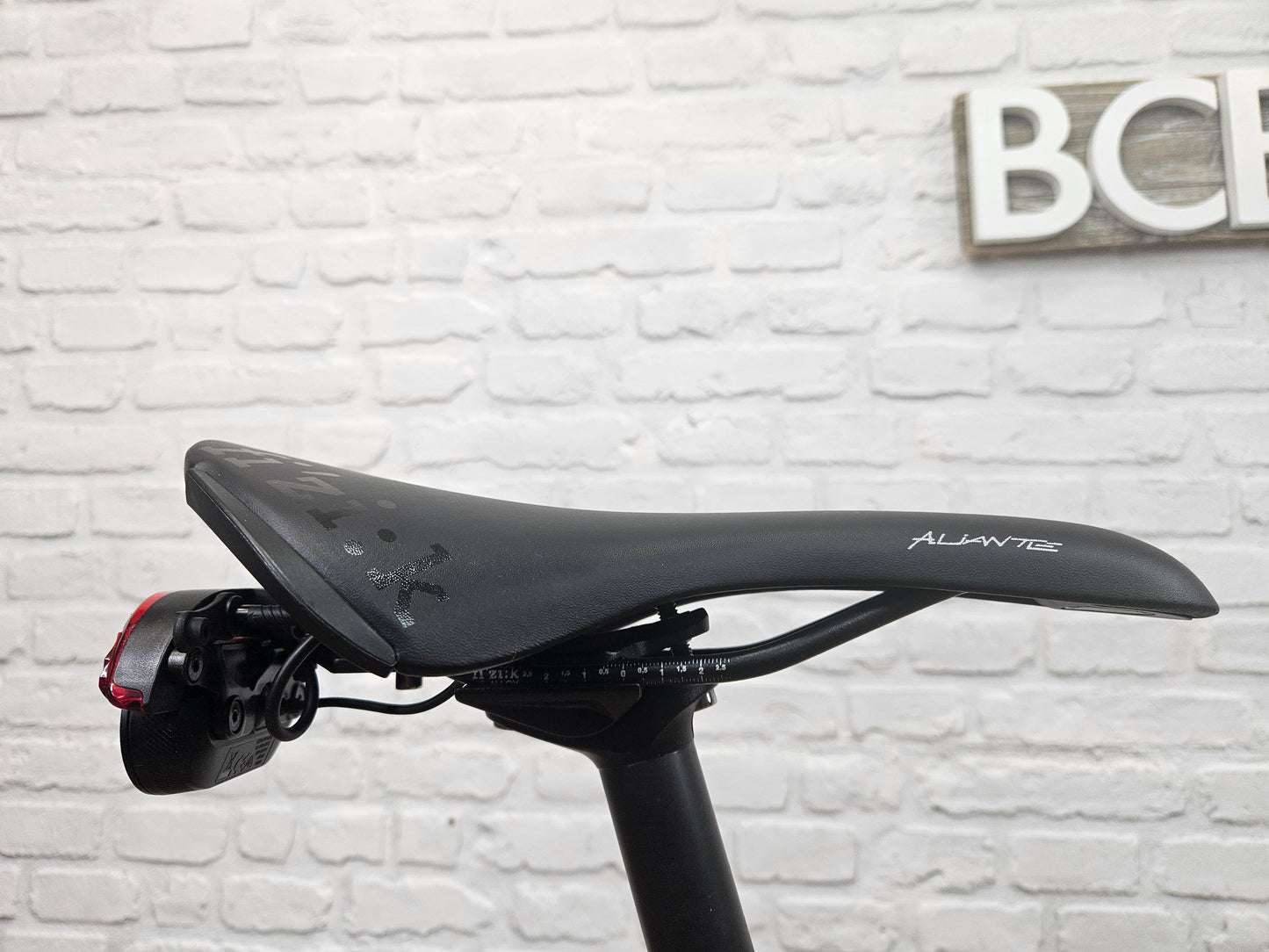 Used 2024 Cannondale Synapse Carbon 2 LE Ultegra Di2 - 51cm