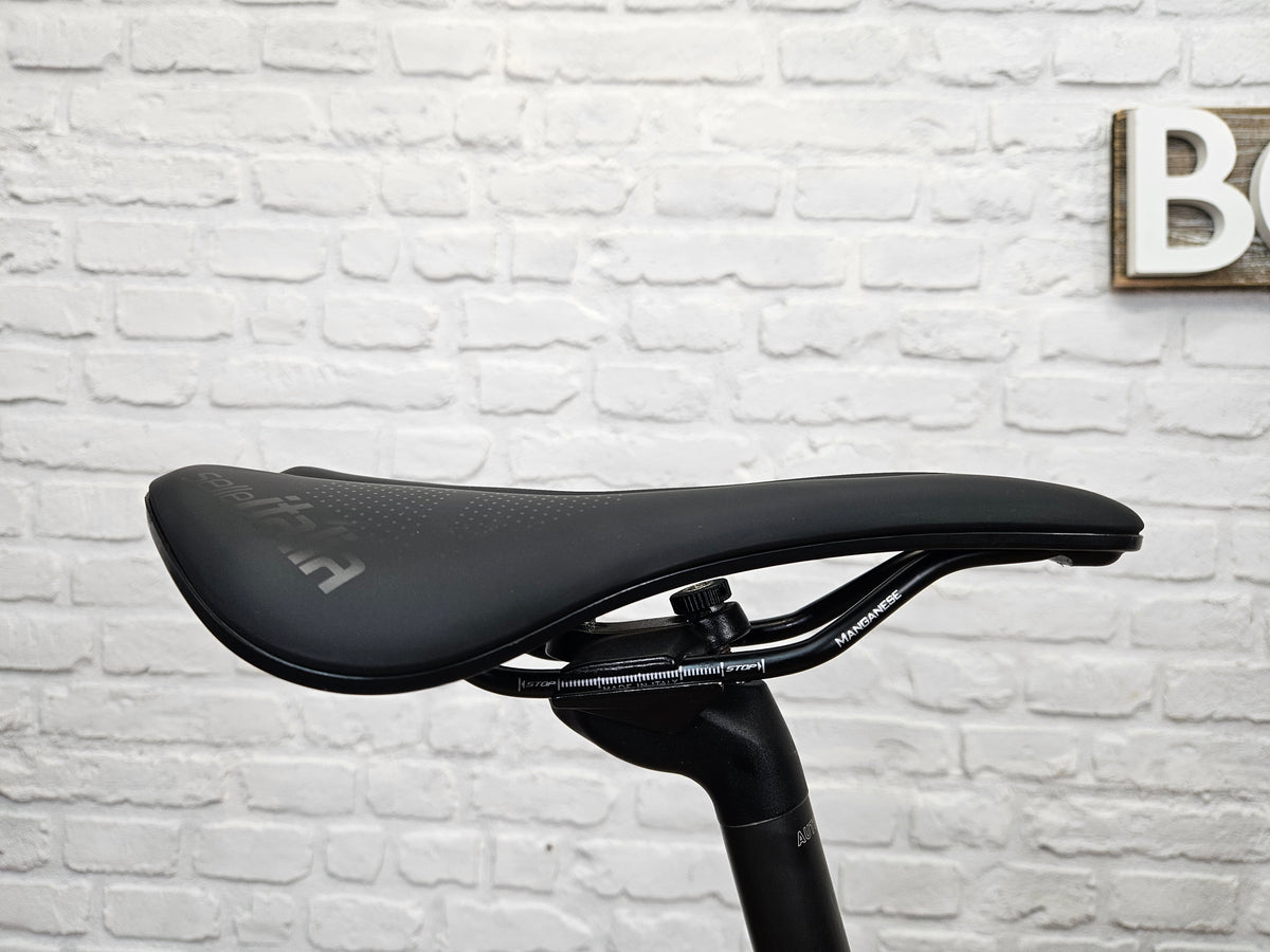 Used 2022 Giant Defy Advanced 2 105 - 56cm