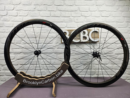Zipp 303 Firecrest Carbon Fiber Rim Brake Clinchers 11 Speed Shimano 700c