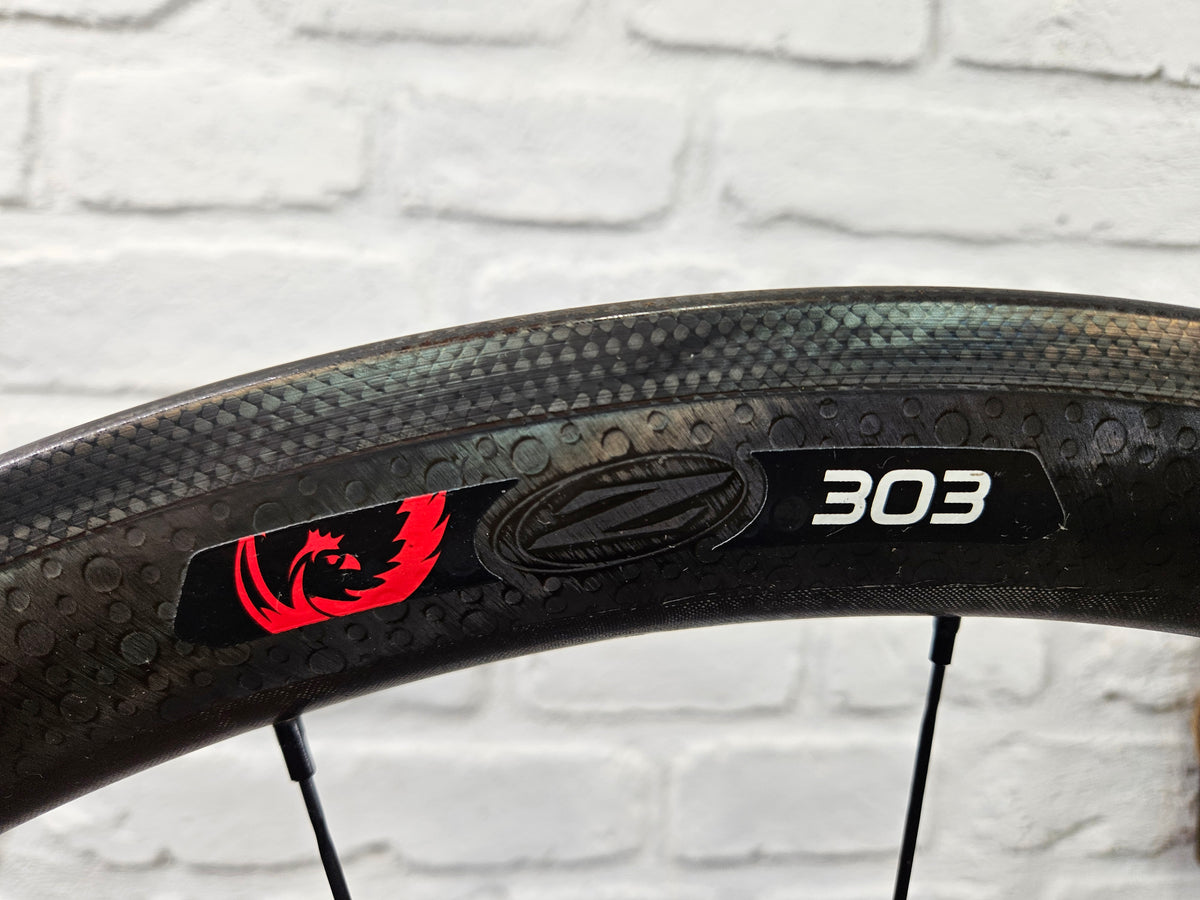 Zipp 303 Firecrest Carbon Fiber Rim Brake Clinchers 11 Speed Shimano 700c