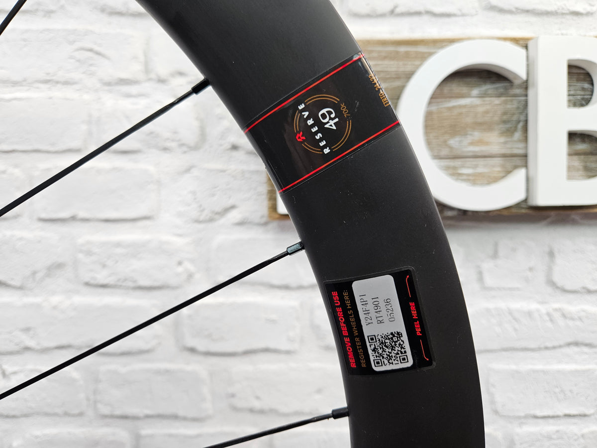 Reserve 42|49 Turbulent Aero Disc Carbon Fiber Clinchers 11 Speed Shimano 700c