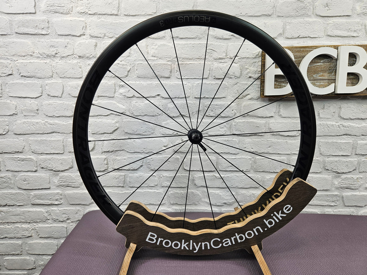 Bontrager Aeolus Pro 3 Rim Carbon Fiber Clinchers 11 Speed Shimano 700c