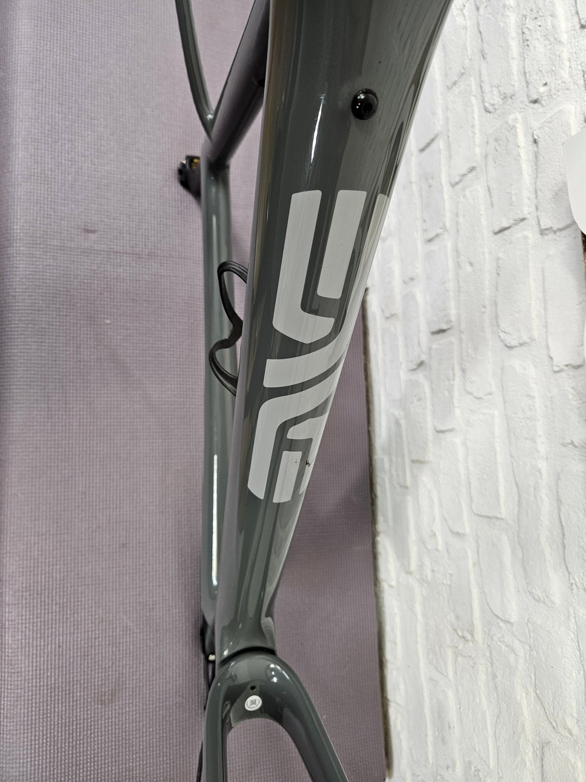 Used 2024 ENVE Fray Frameset - 52cm