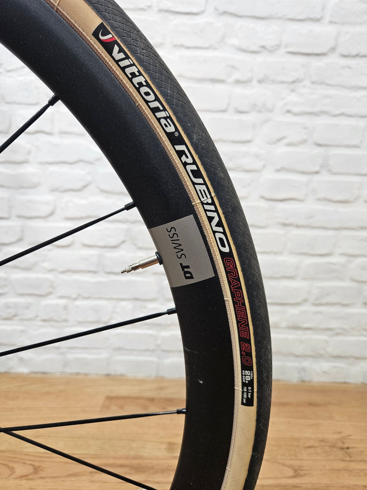 Used 2023 BMC RoadMachine TWO SRAM Force AXS - 56cm