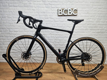 Used 2023 BMC RoadMachine TWO SRAM Force AXS - 56cm