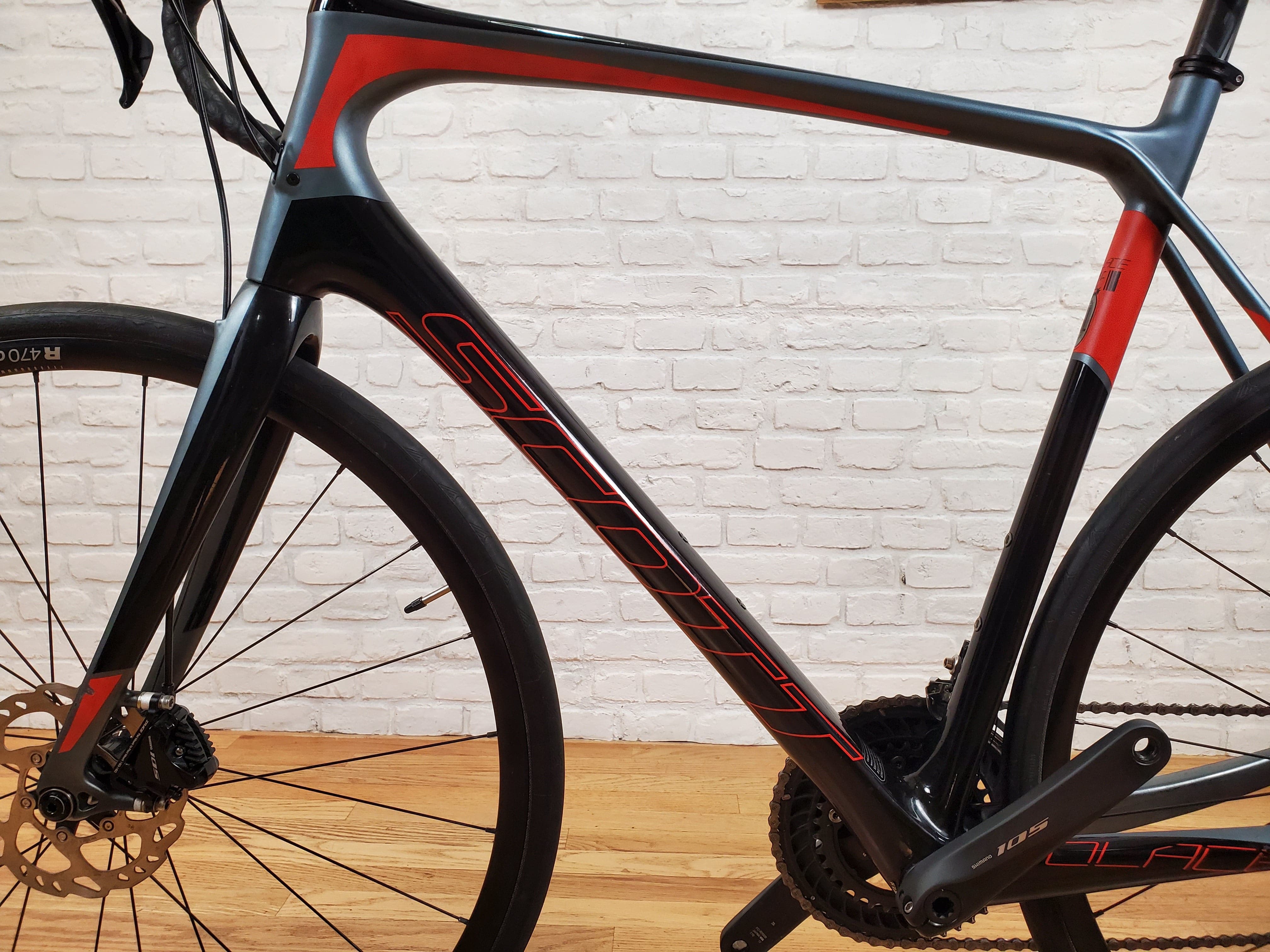 2015 Scott Solace 15 Disc 105 | Carbon Endurance Road Bike