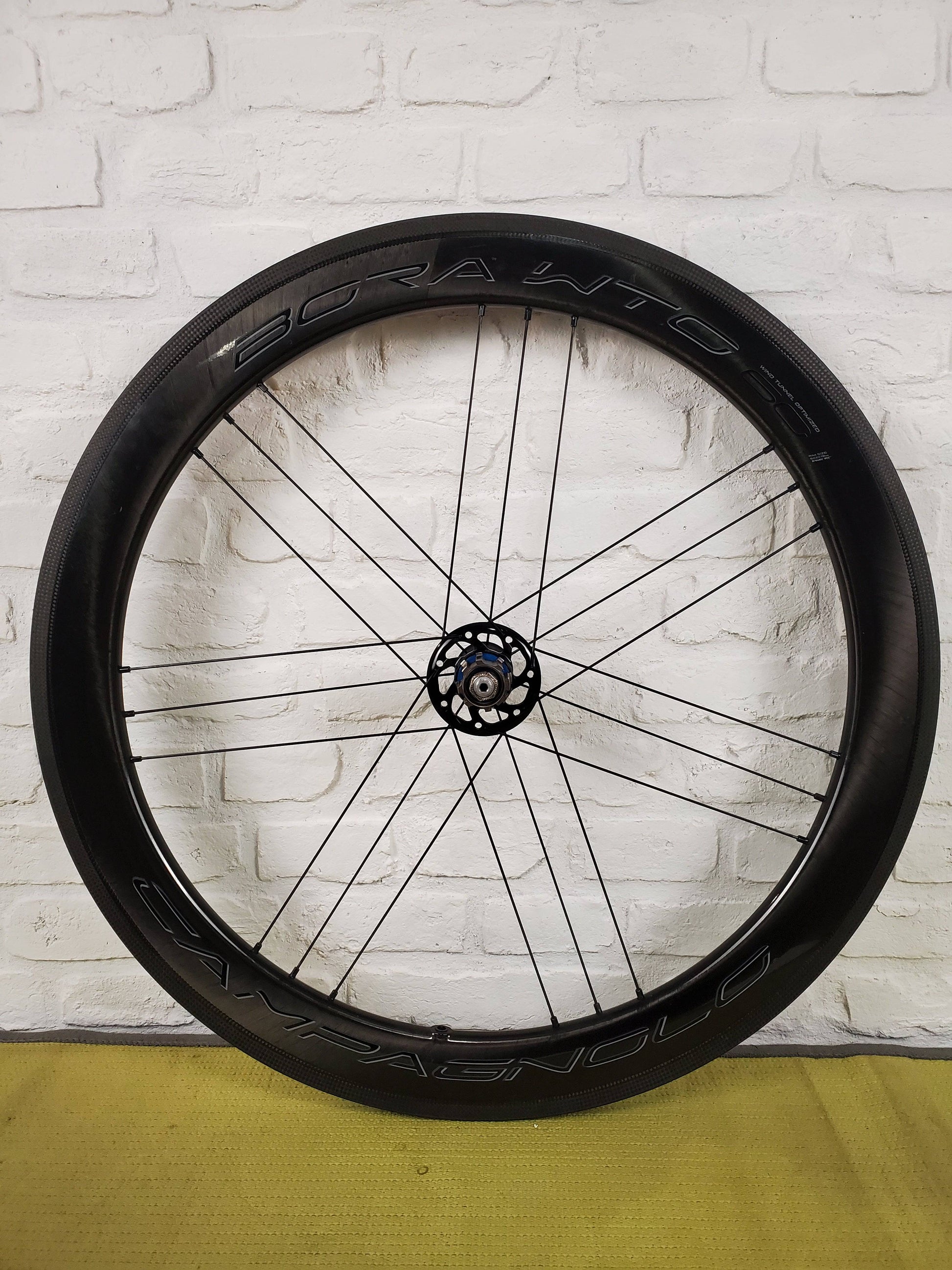 Campagnolo Bora WTO 60 Carbon Fiber Clinchers 11 Speed Campy 700c NEW - Brooklyn Carbon Bike Co.