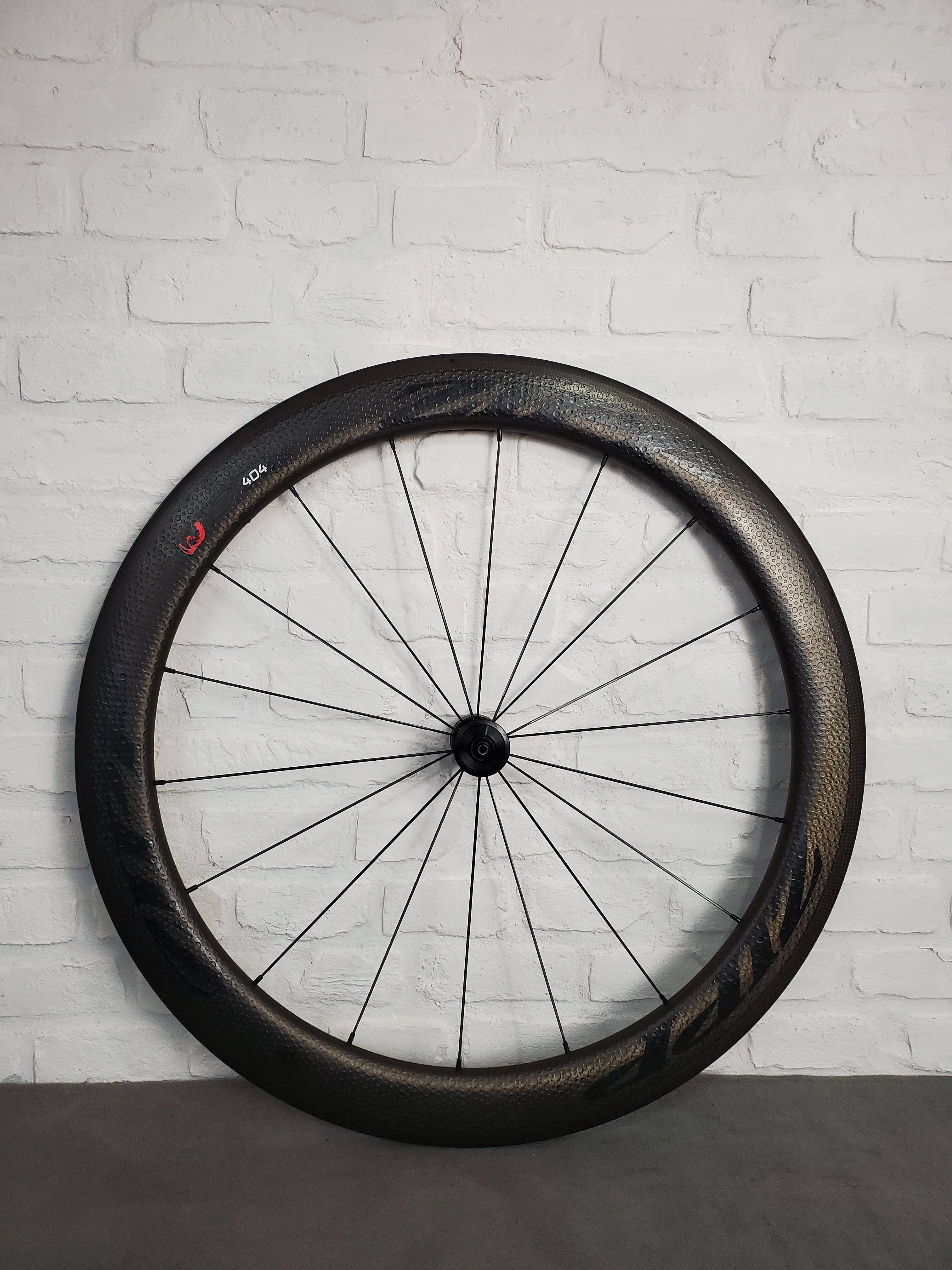 Zipp 404 クリンチャータイヤ 700C Amazon | Zipp 404 カーボン クリンチャー リム ブレーキ 700c