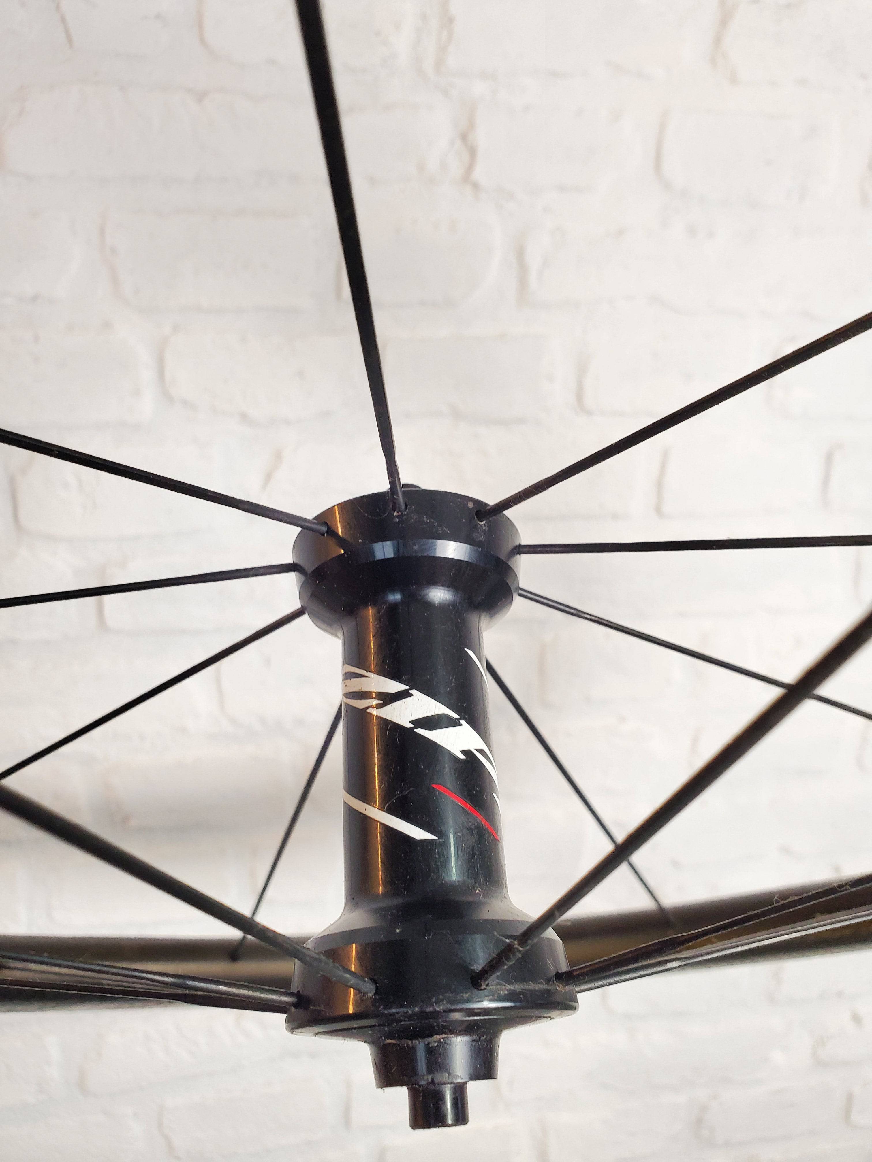 Zipp 404 クリンチャータイヤ 700C Amazon | Zipp 404 カーボン クリンチャー リム ブレーキ 700c