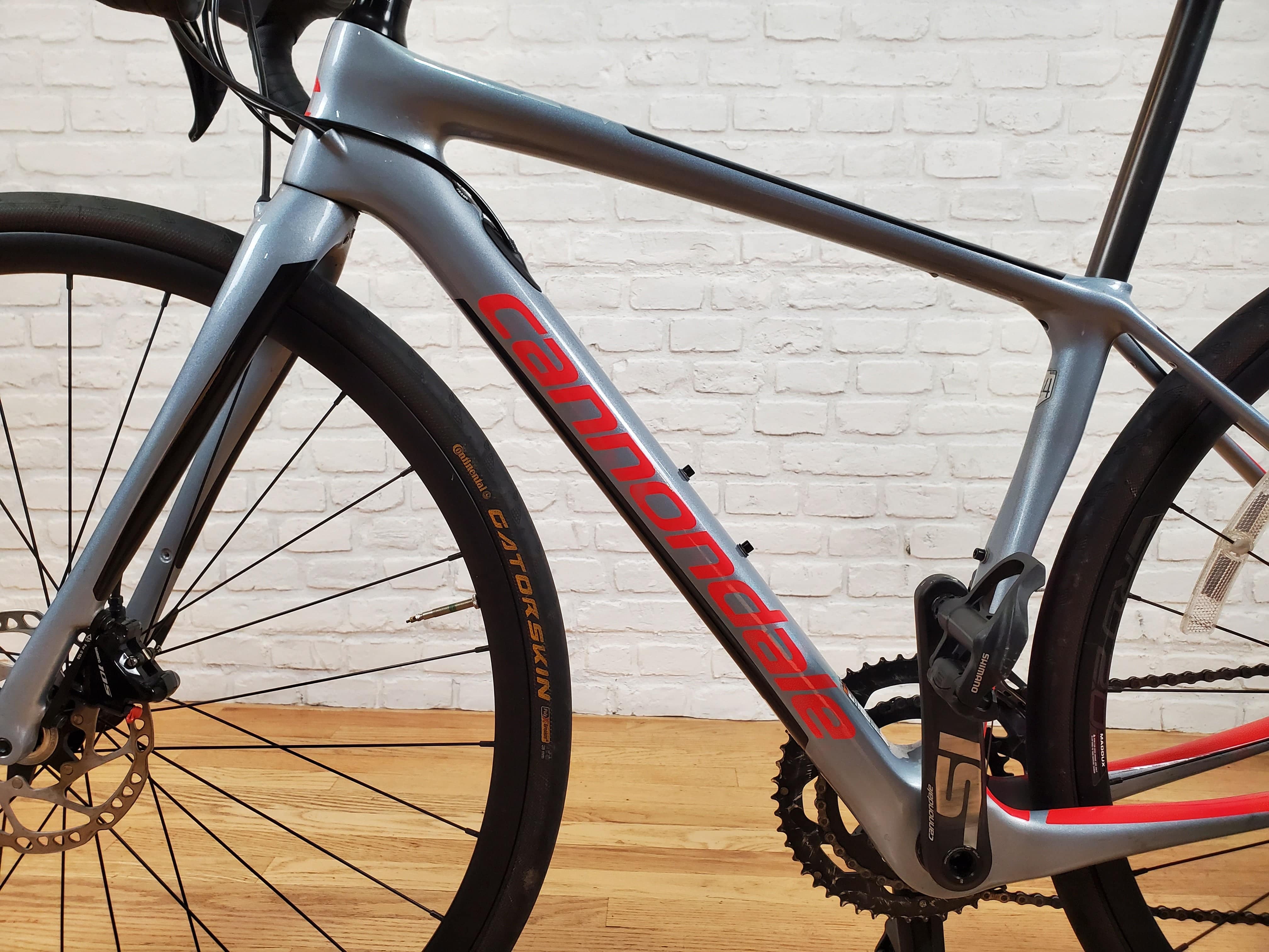 未使用】Cannondale SYNAPSE CARBON 105 2018年 2018 Cannondale Synapse Carbon Disc 105 Mens Road Bike Midnight B