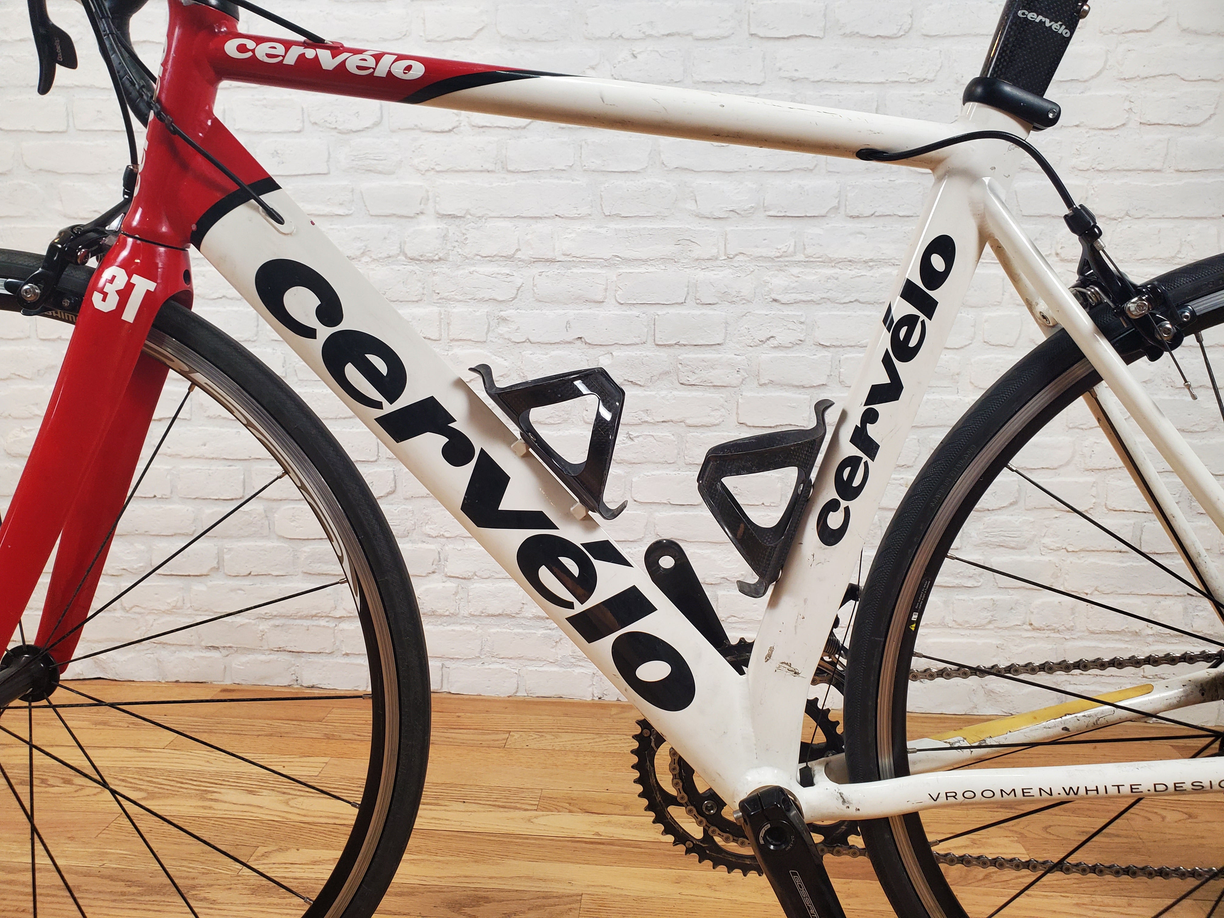 2009 Cervelo S1 SRAM Apex | Brooklyn Carbon Bike Co.