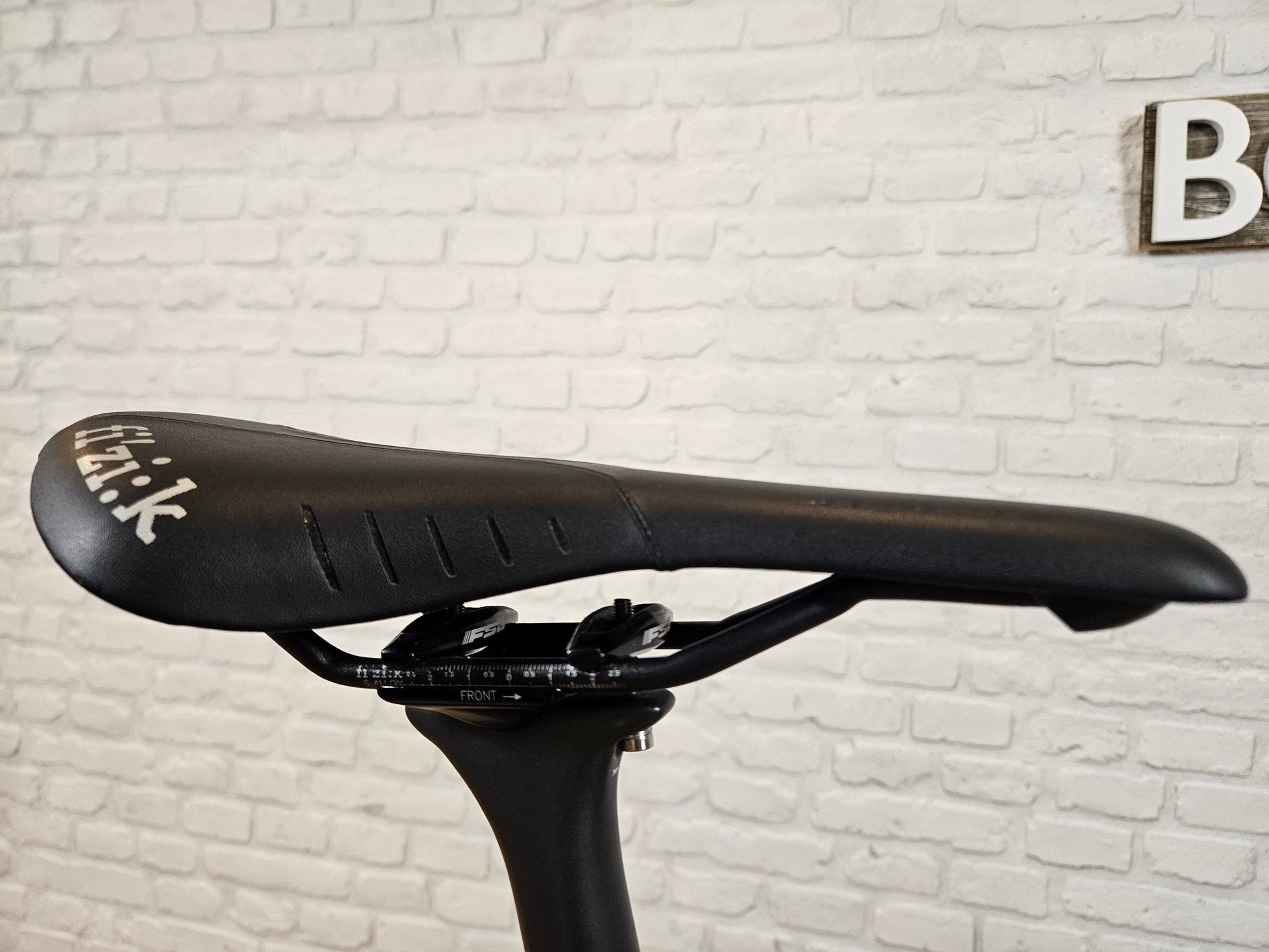 2018 Cervelo R3 Ultegra Di2 - Brooklyn Carbon Bike Co.