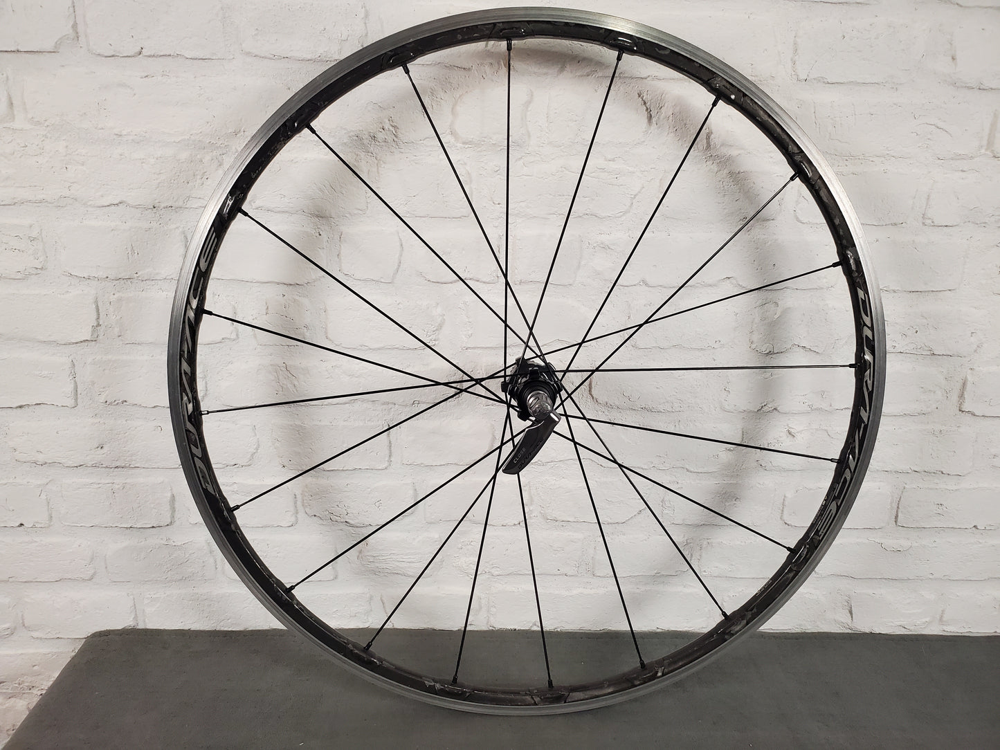 Dura-Ace C24 WH-R9100 Clinchers 11 Speed Campagnolo 700c - Brooklyn Carbon Bike Co.