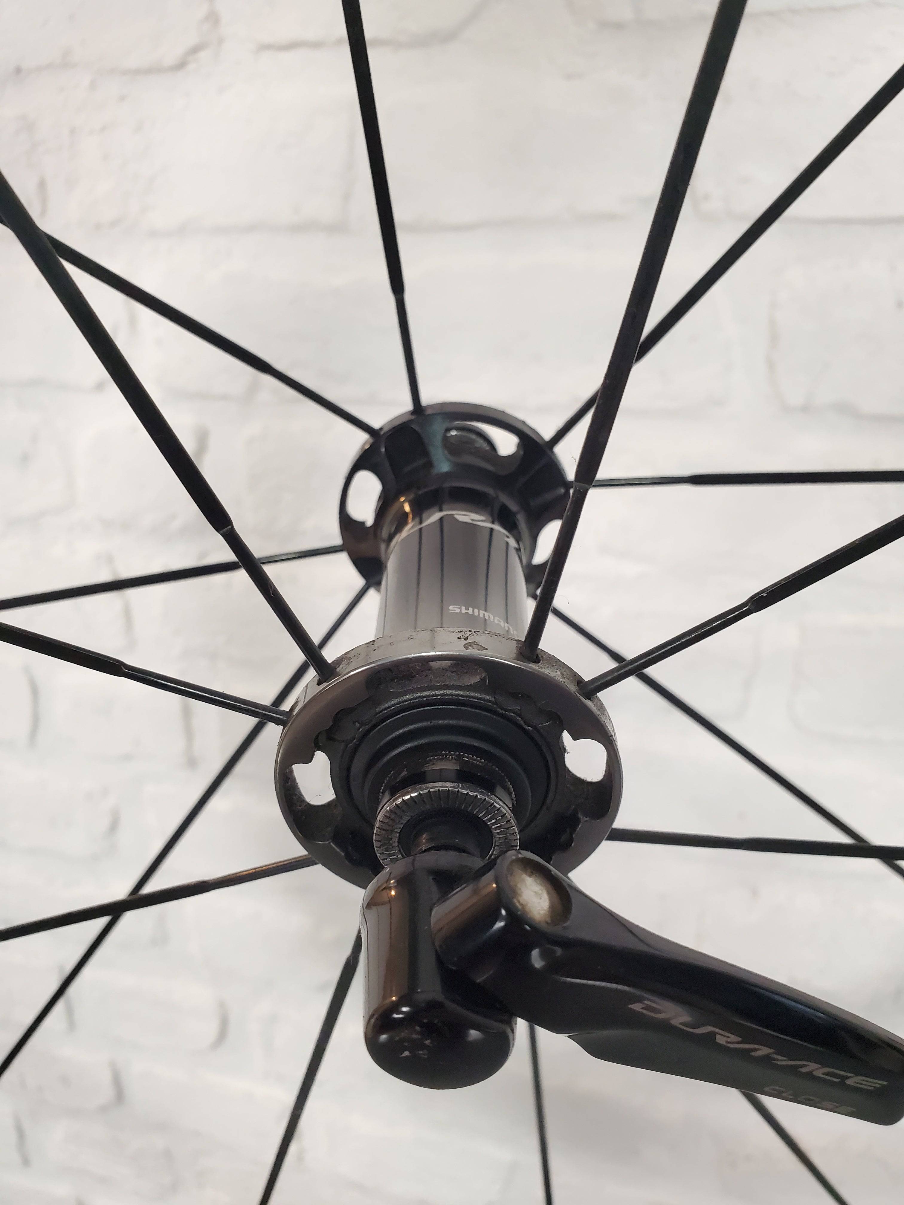 シマノDURA-ACE C35 Shimano Dura-Ace WH-7900-C35-CL Carbon Wheelset - Clincher