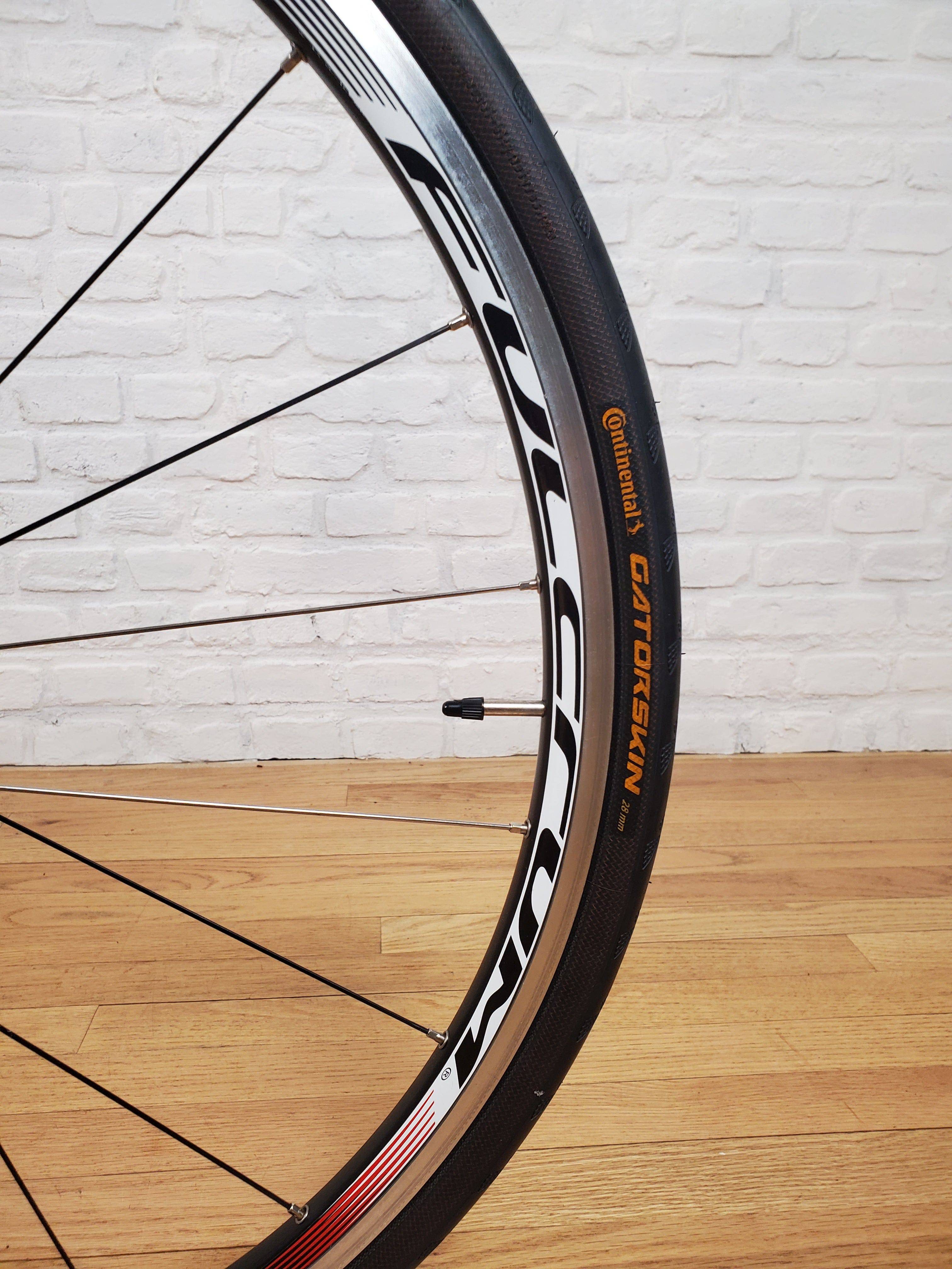Used Road Bikes for Sale: Focus Izalco Ergo-R 2.0 SRAM Force