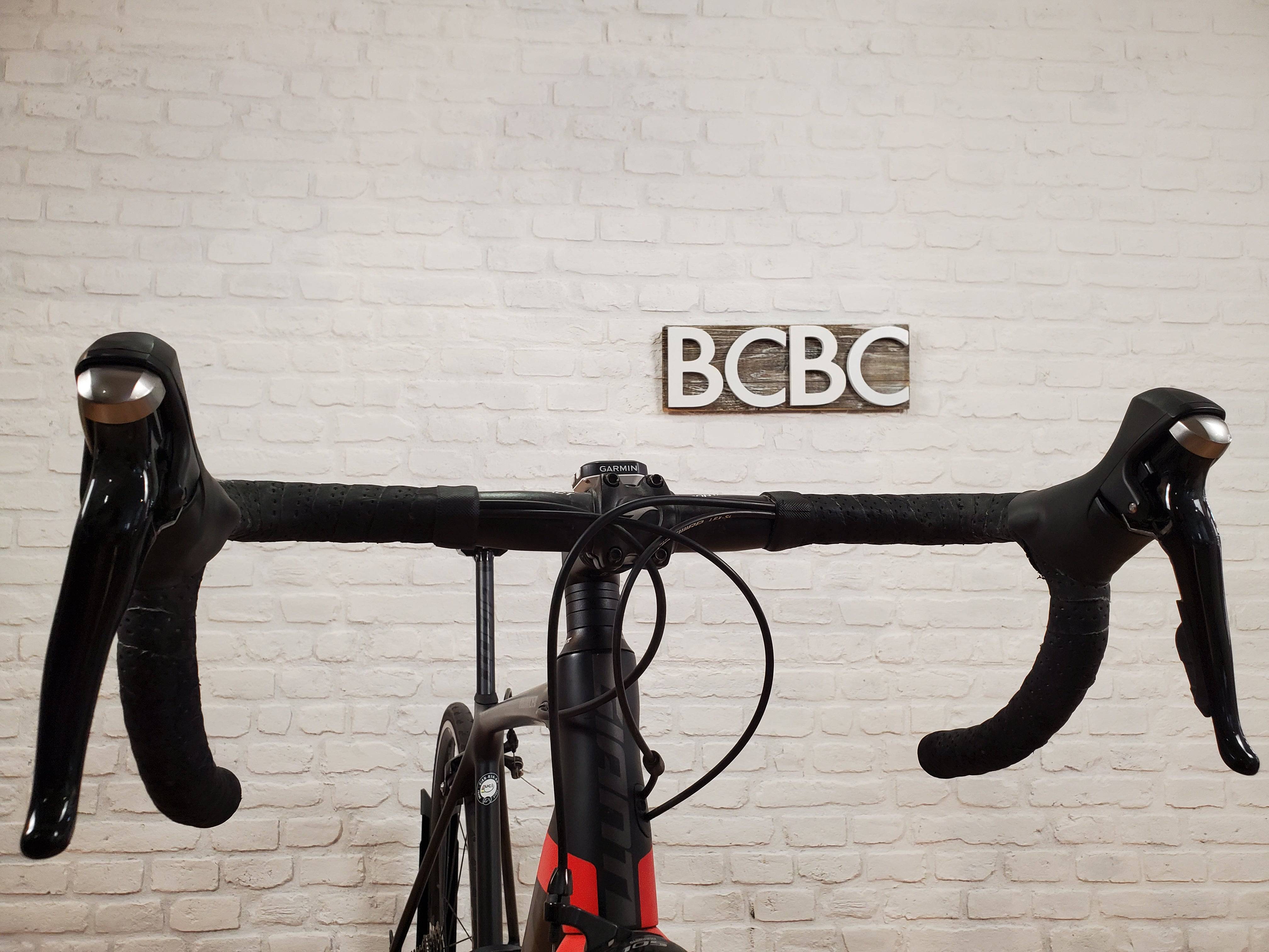 Used Road Bikes for Sale: Giant TCR Advanced 2 KOM 105
