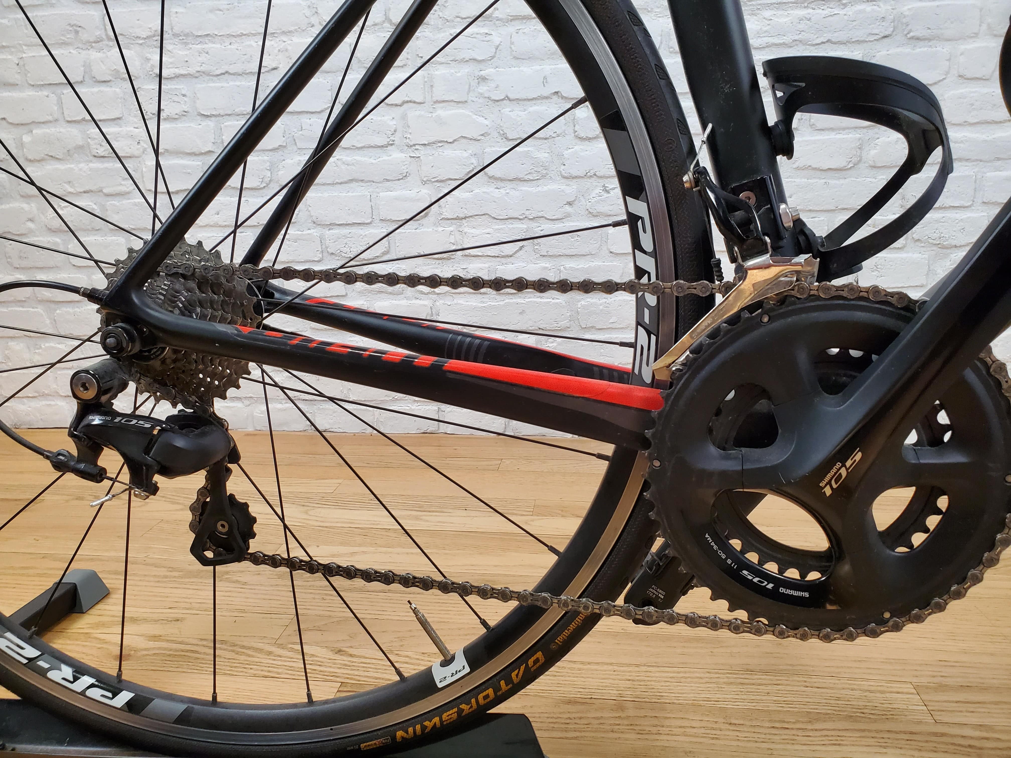 2017 TCR Advanced with 105 Shimano 11 Speed gears