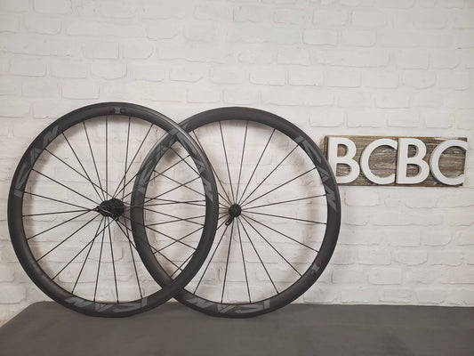 ICAN Carbon Fiber Clinchers 11 Speed Shimano 700c - Brooklyn Carbon Bike Co.